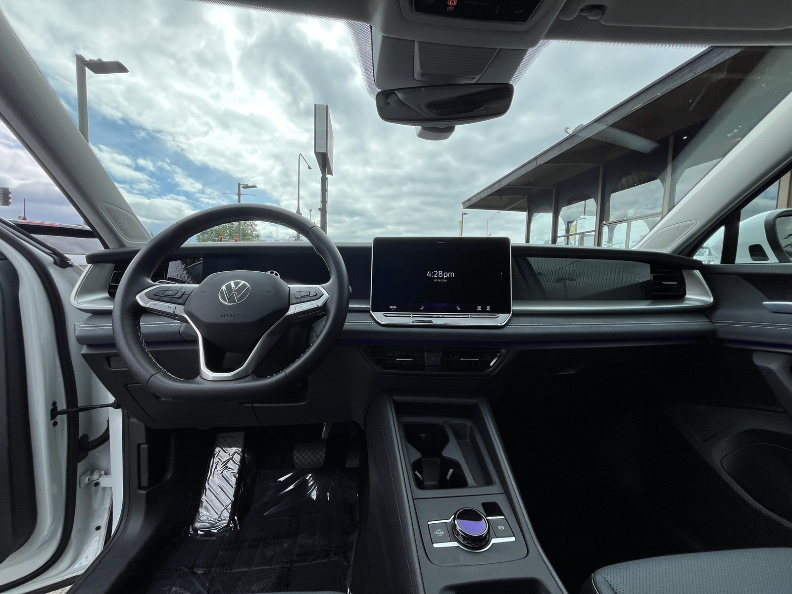 Thumbnail: 2026 Volkswagen Tiguan - 2