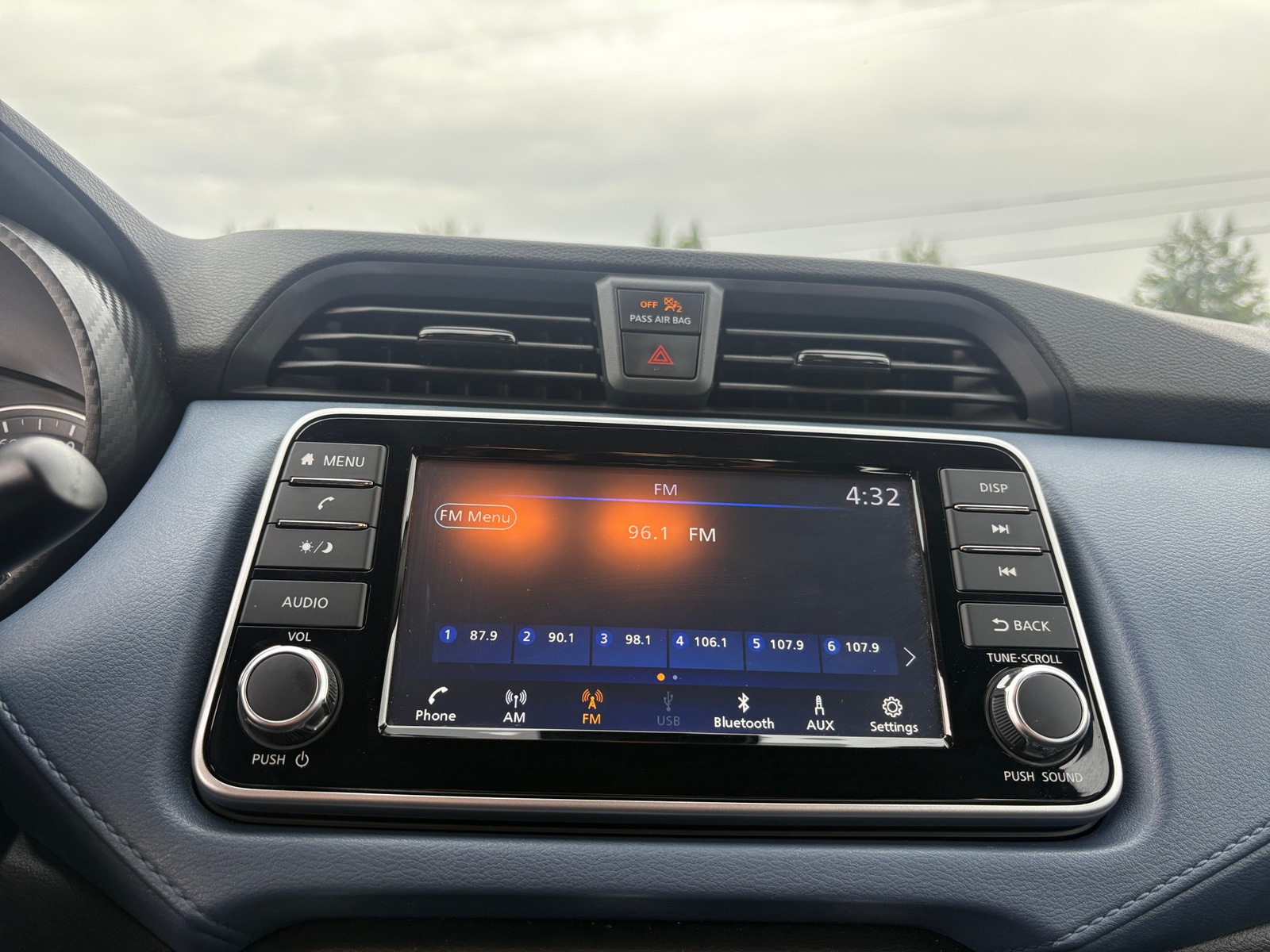 Thumbnail: 2025 Nissan Versa - 4
