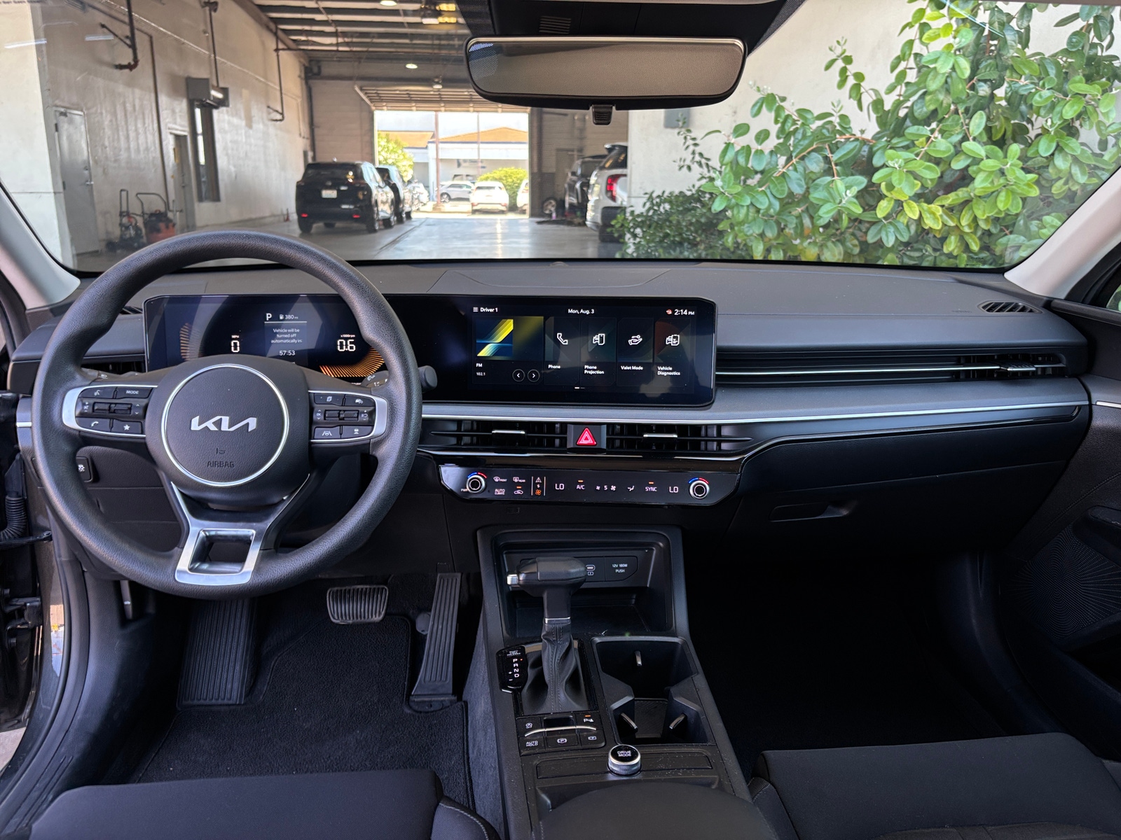 Thumbnail: 2025 Kia K5 - 3