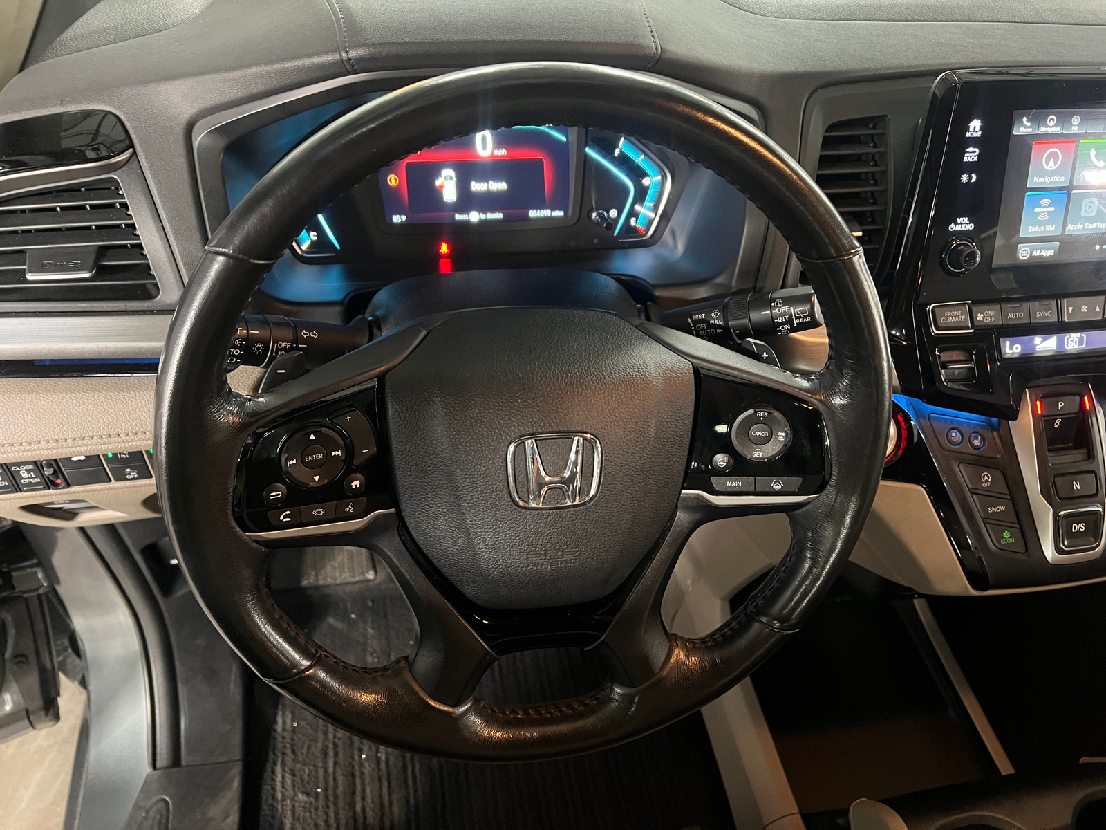 Thumbnail: 2018 Honda Odyssey - 4