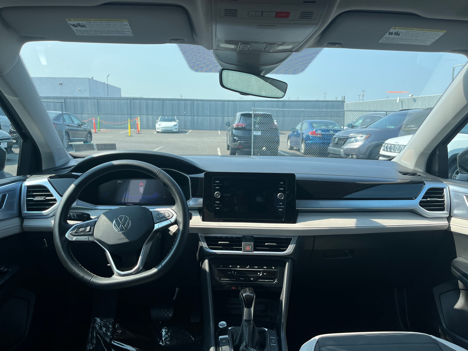 Thumbnail: 2026 Volkswagen Taos - 3
