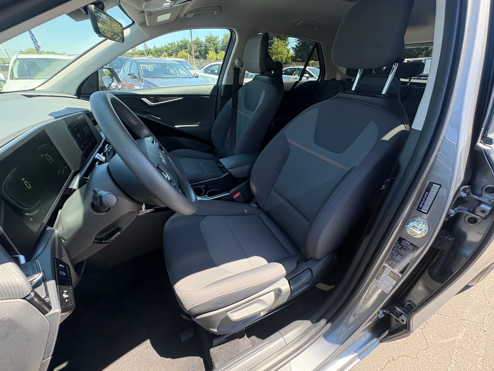 Thumbnail: 2026 Kia Niro - 2