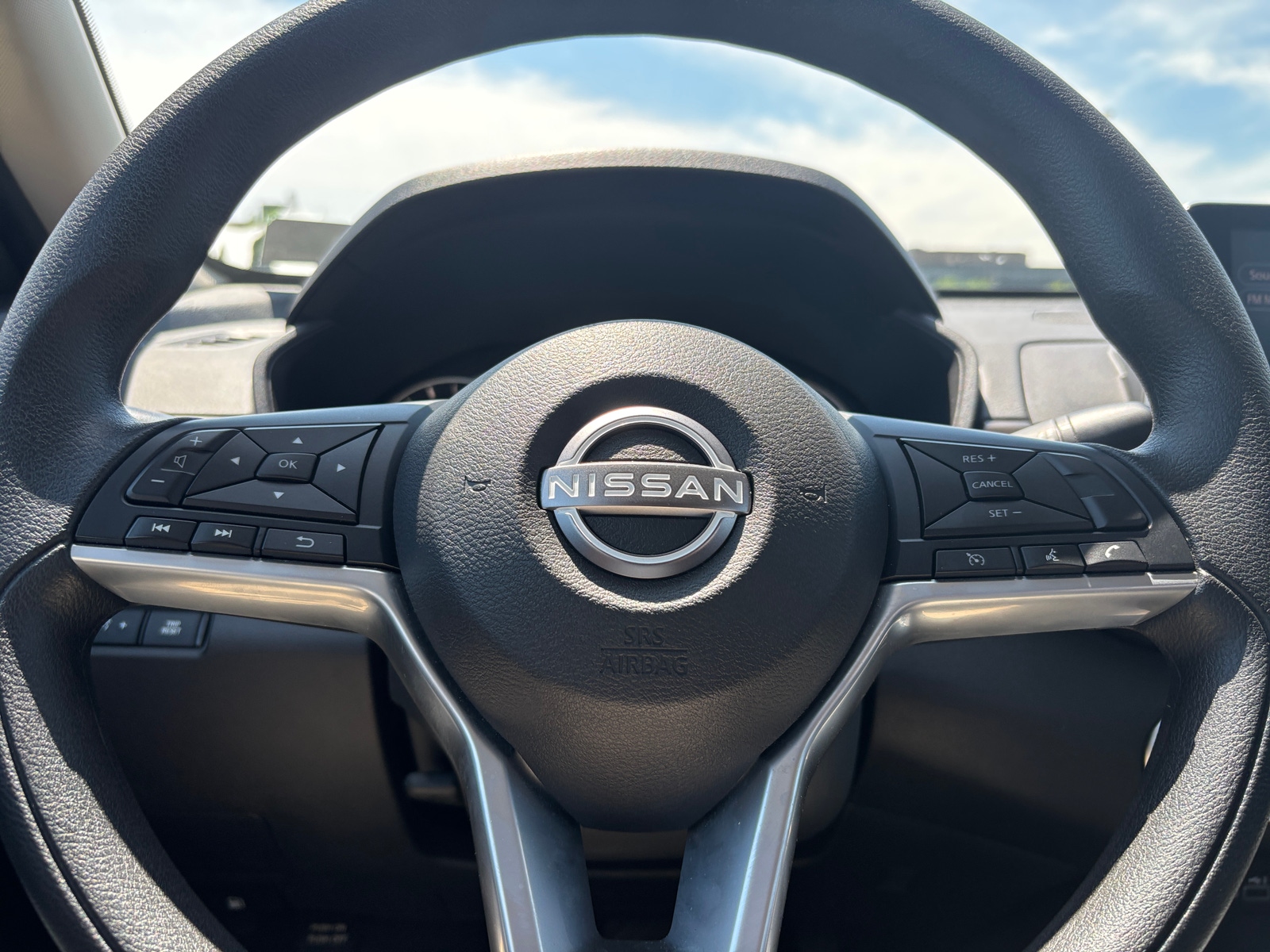 Thumbnail: 2025 Nissan Altima - 5