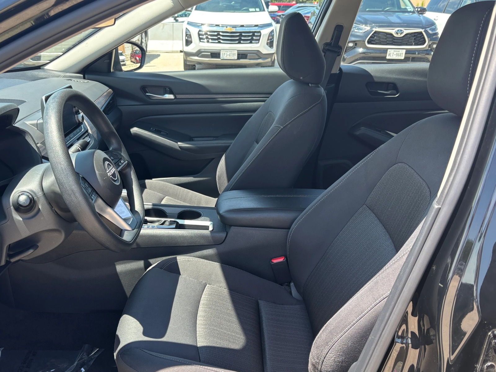 Thumbnail: 2025 Nissan Altima - 2
