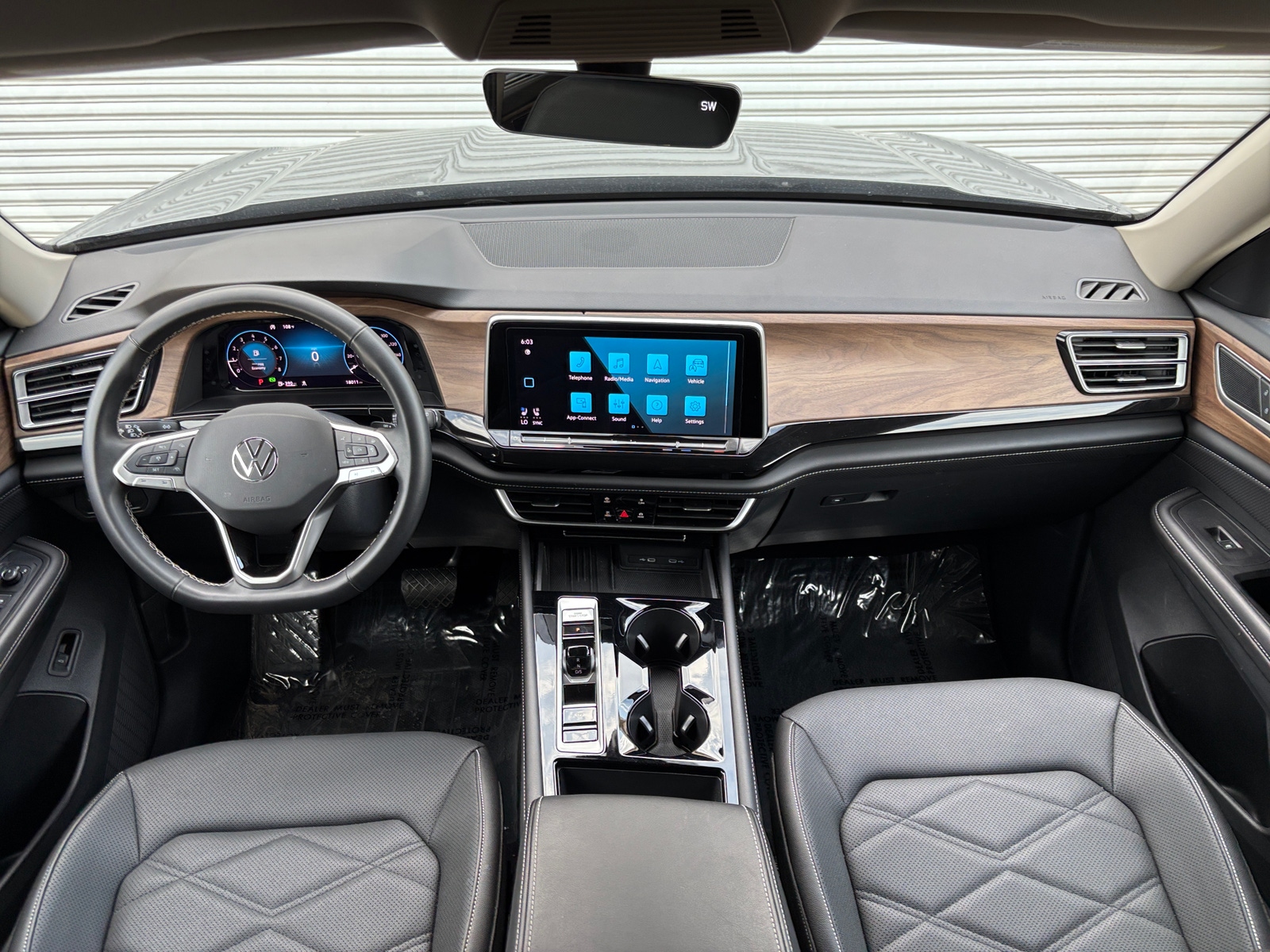 Thumbnail: 2026 Volkswagen Atlas - 3