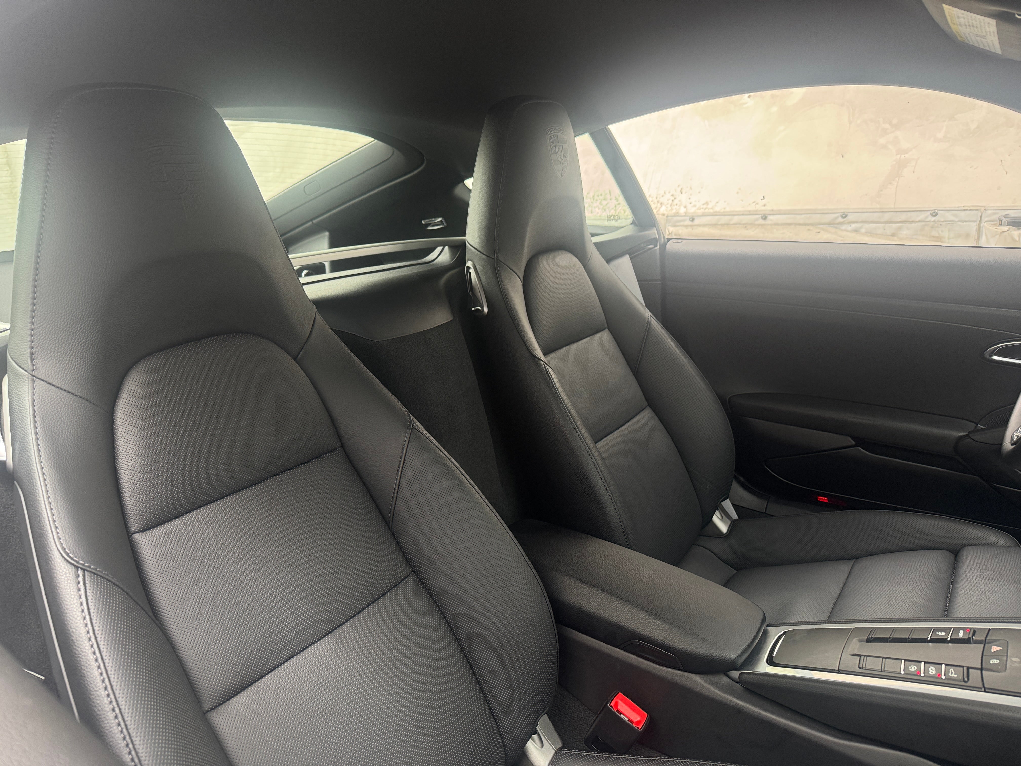 2025 Porsche 718 Cayman Base