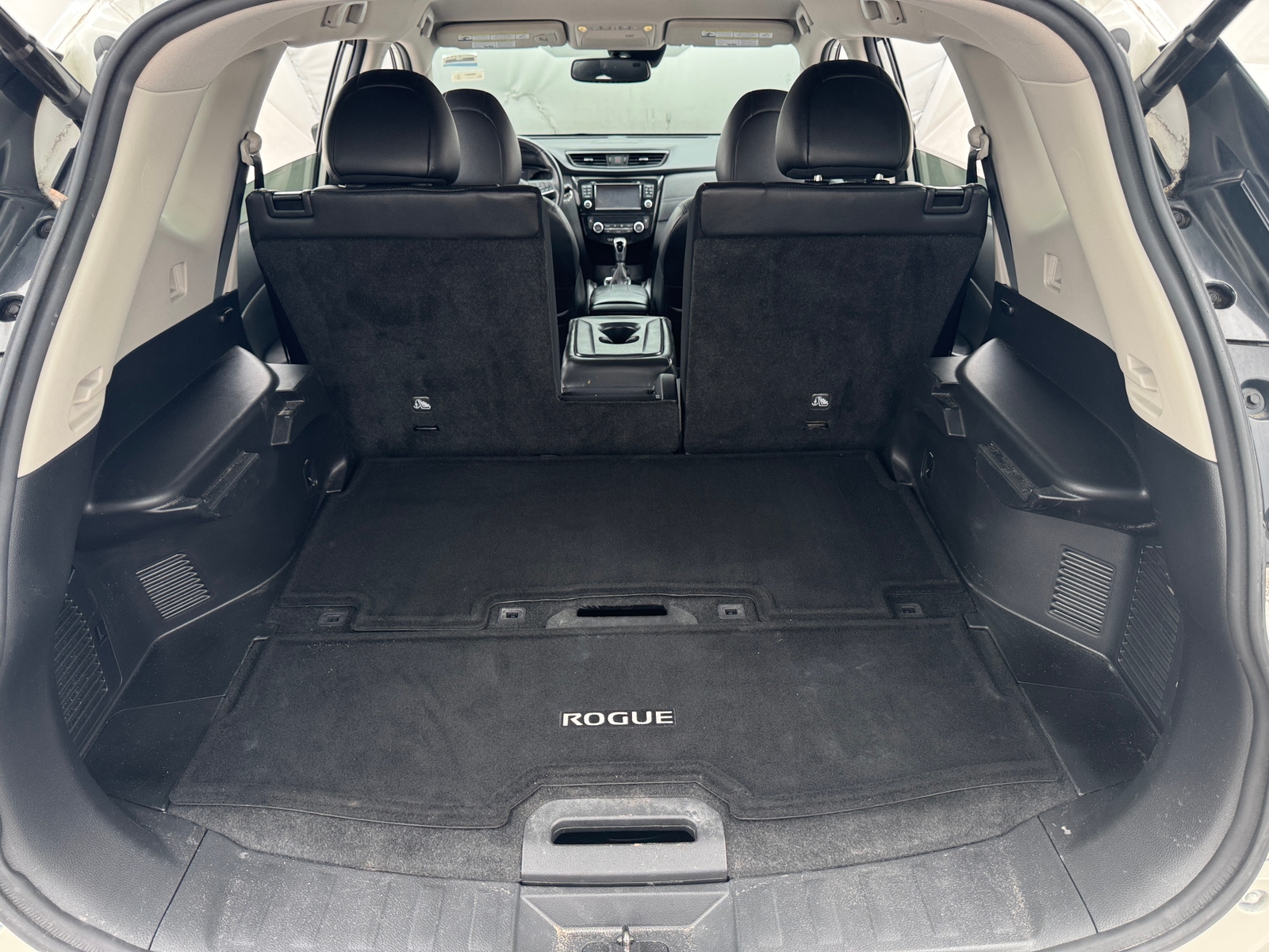 Thumbnail: 2017 Nissan Rogue - 6