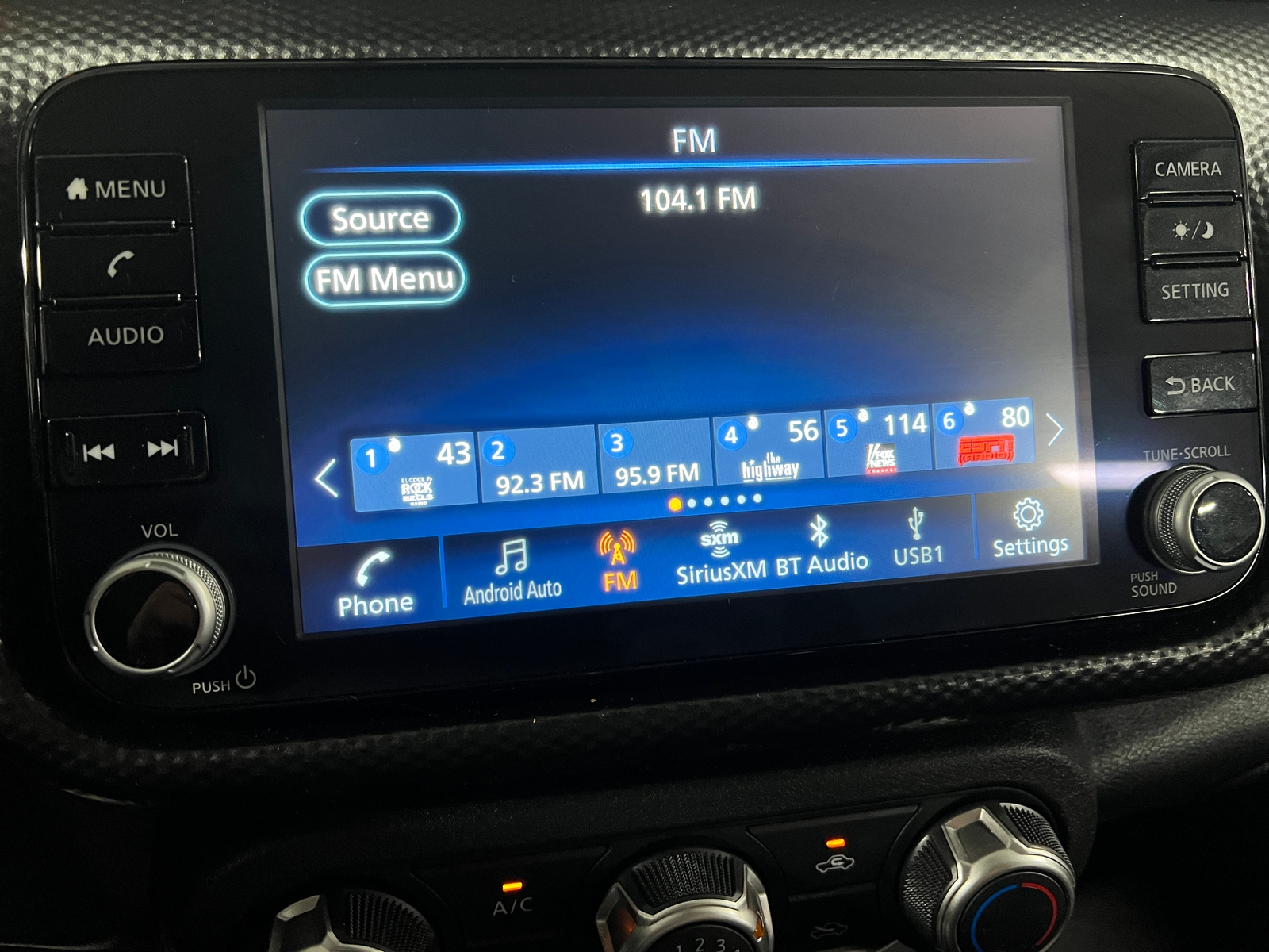 Thumbnail: 2024 Nissan Kicks - 4