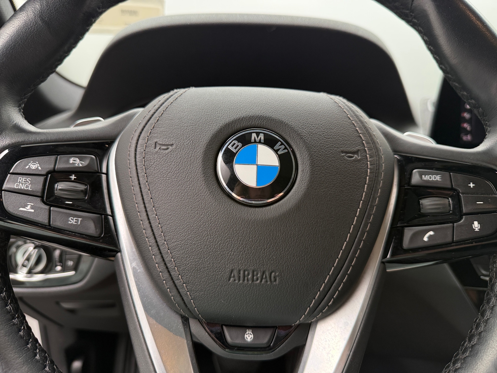 Thumbnail: 2019 BMW 5 Series - 4