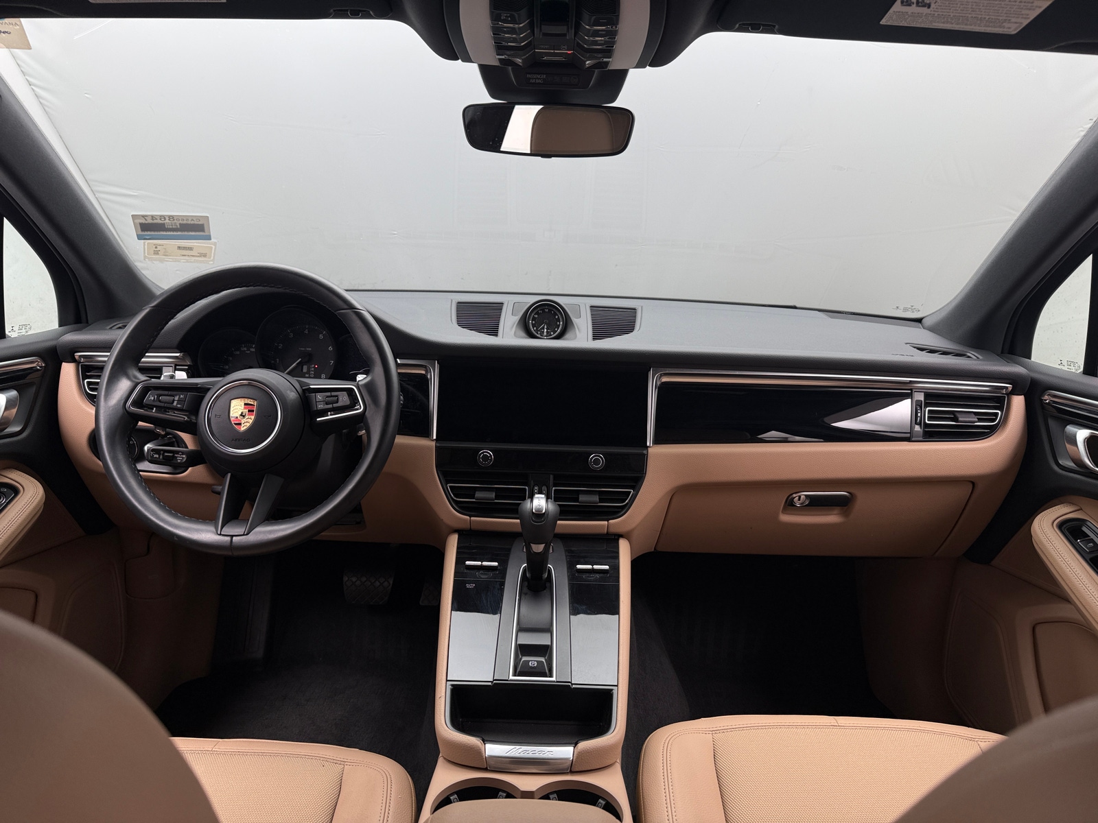 Thumbnail: 2023 Porsche Macan - 2