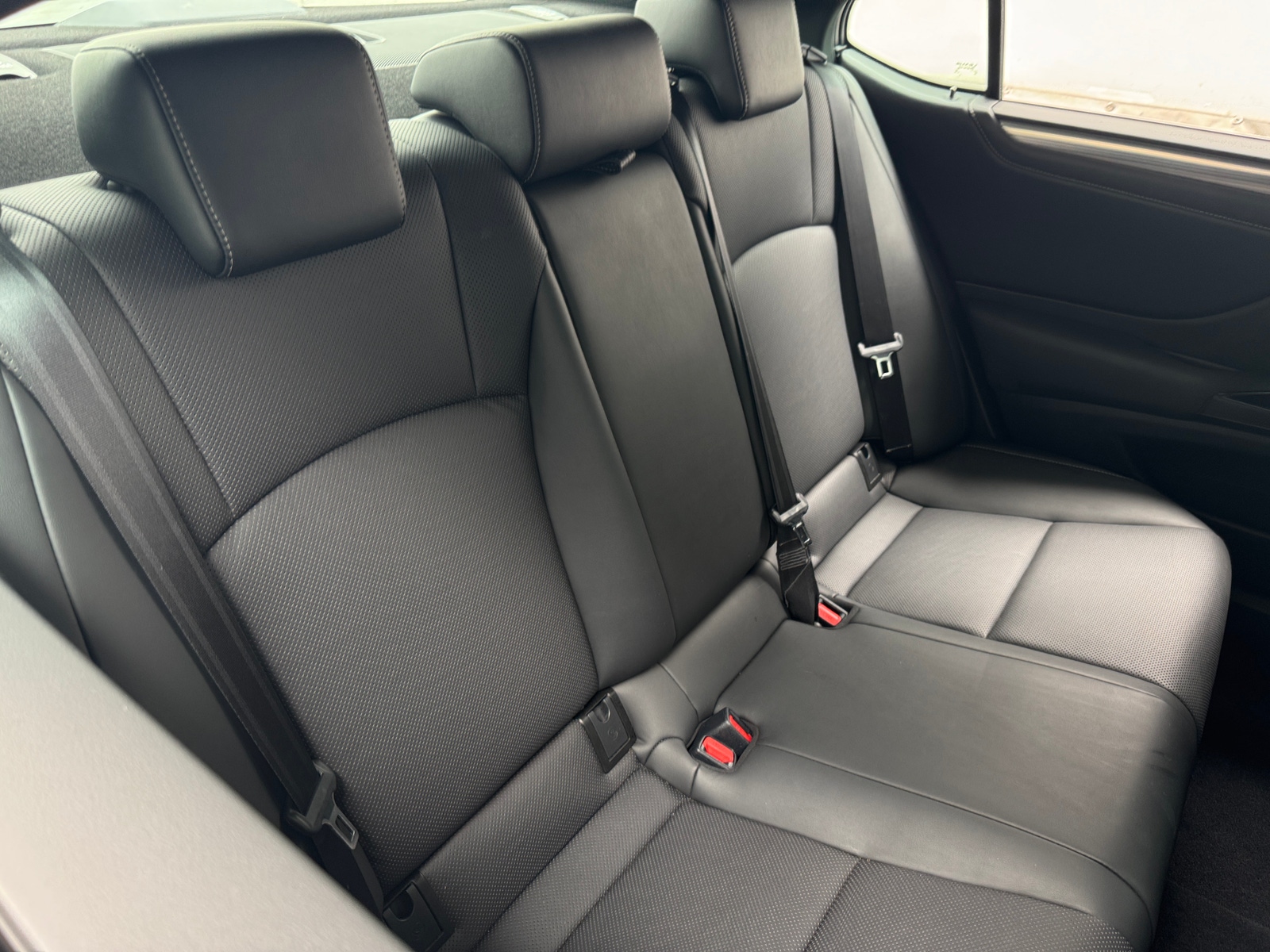 Thumbnail: 2019 Lexus ES - 6