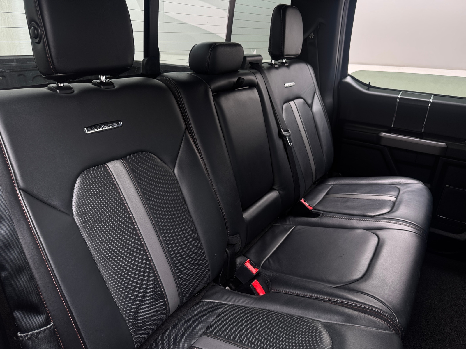 Thumbnail: 2019 Ford Econoline - 6