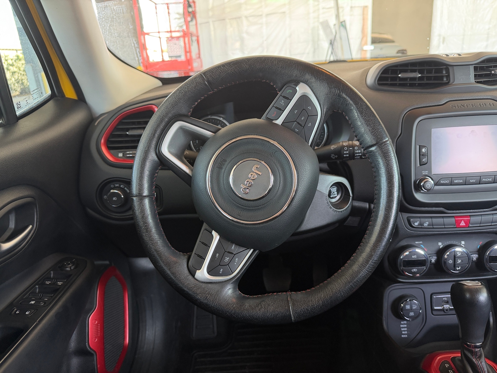 Thumbnail: 2017 Jeep Renegade - 5