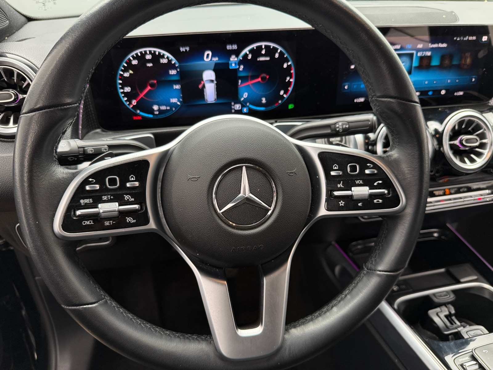 Thumbnail: 2023 Mercedes-Benz GLB - 4