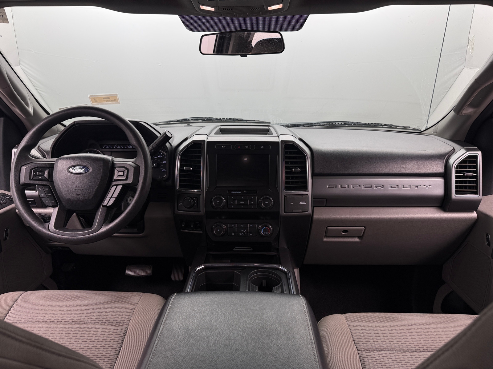 Thumbnail: 2019 Ford Econoline - 3