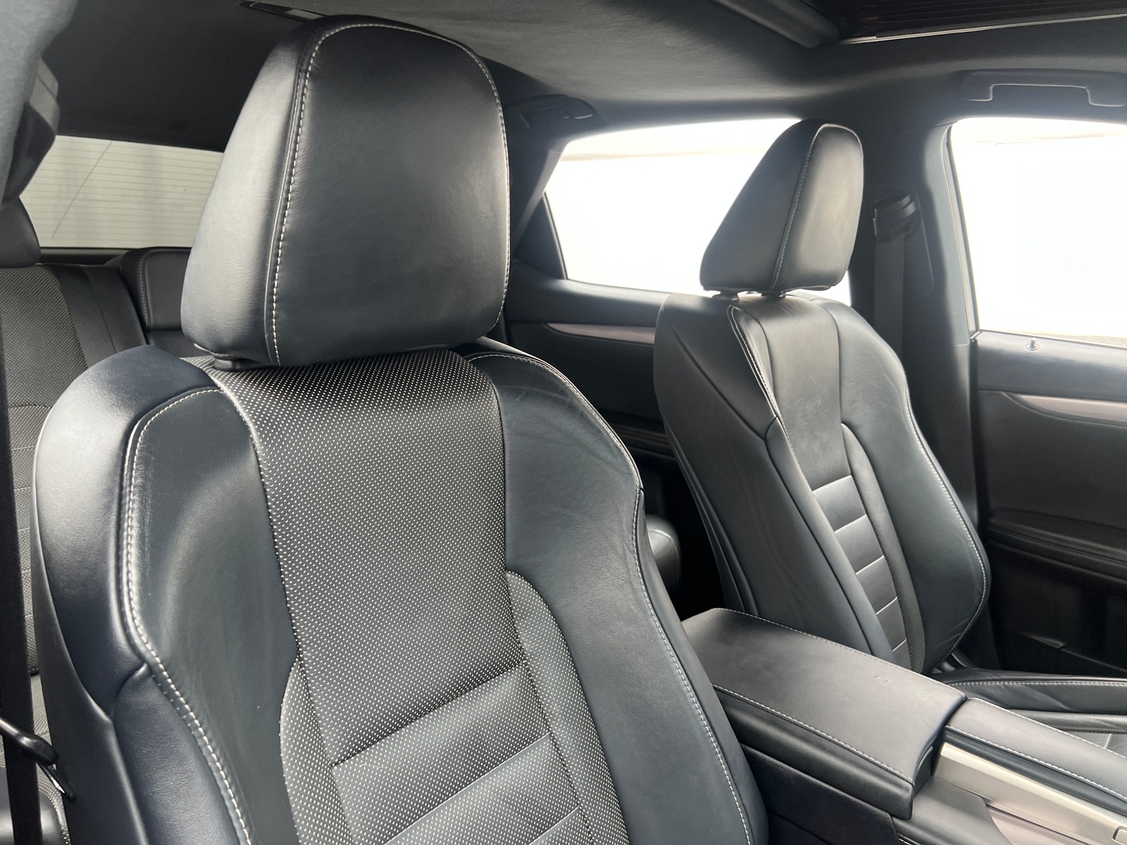 Thumbnail: 2019 Lexus RX - 2