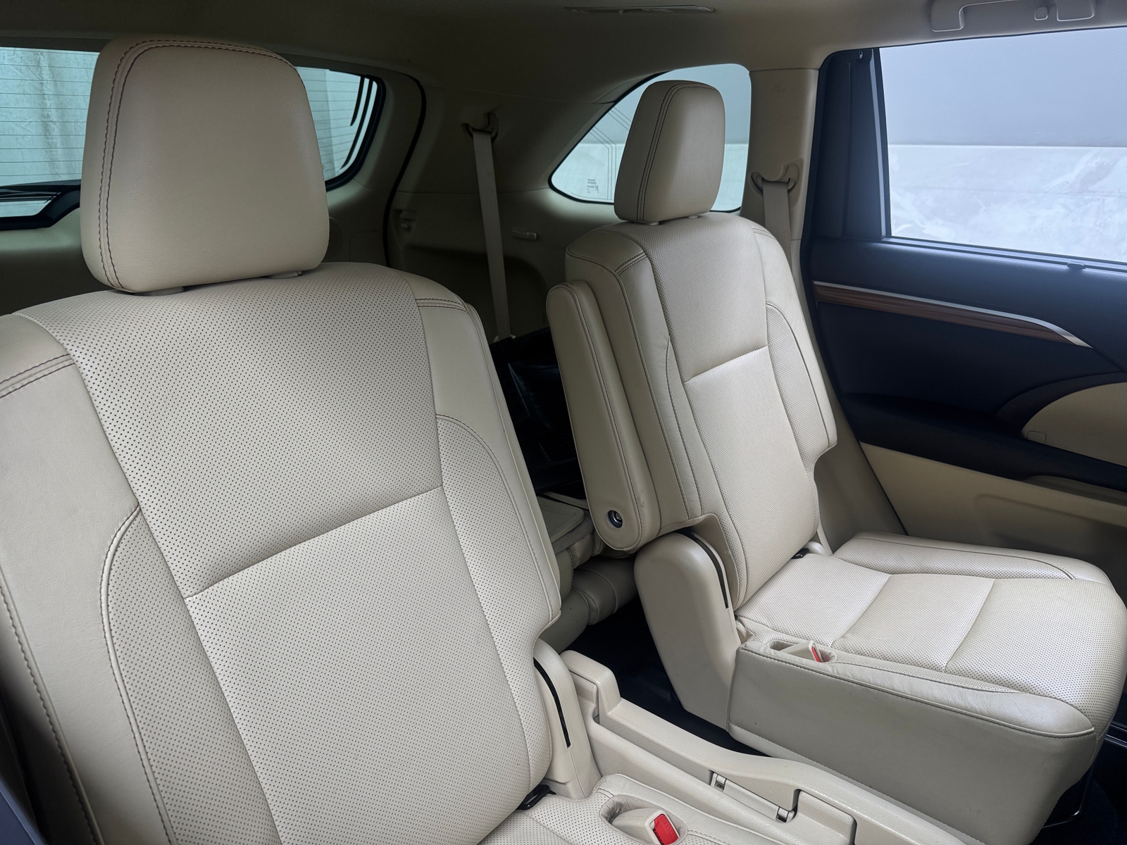 Thumbnail: 2017 Toyota Highlander - 5