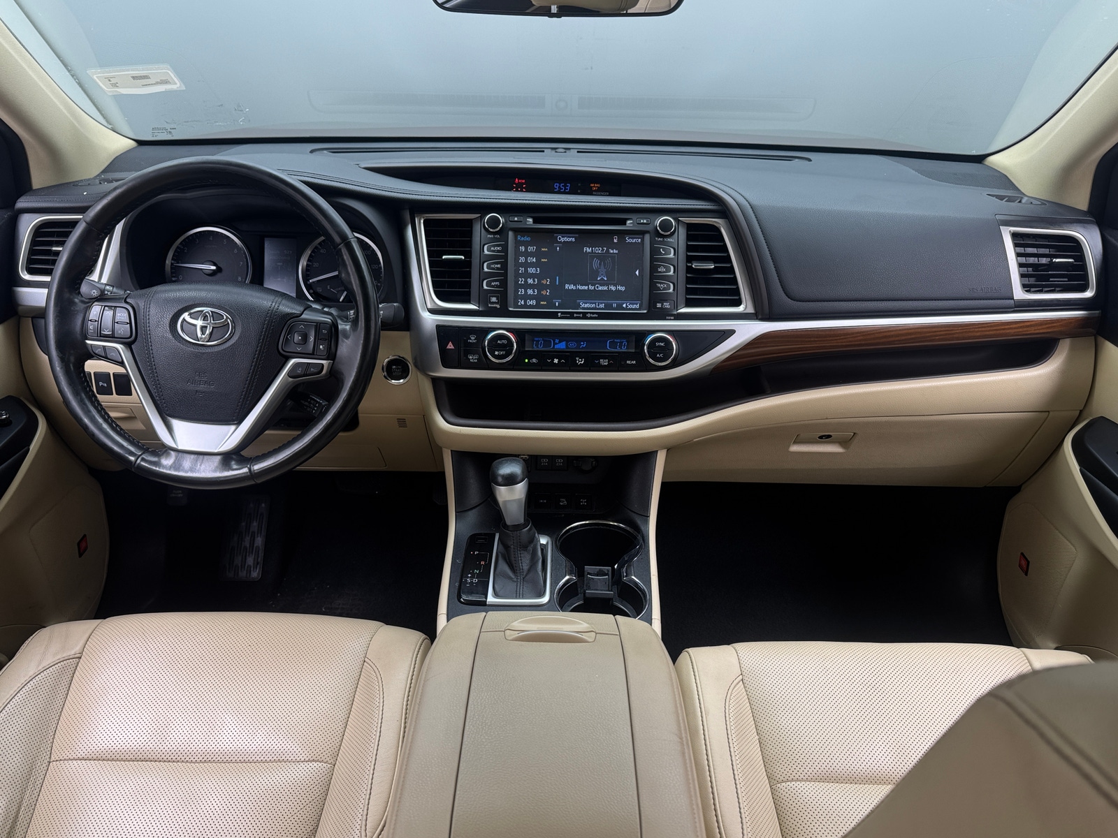 Thumbnail: 2017 Toyota Highlander - 2