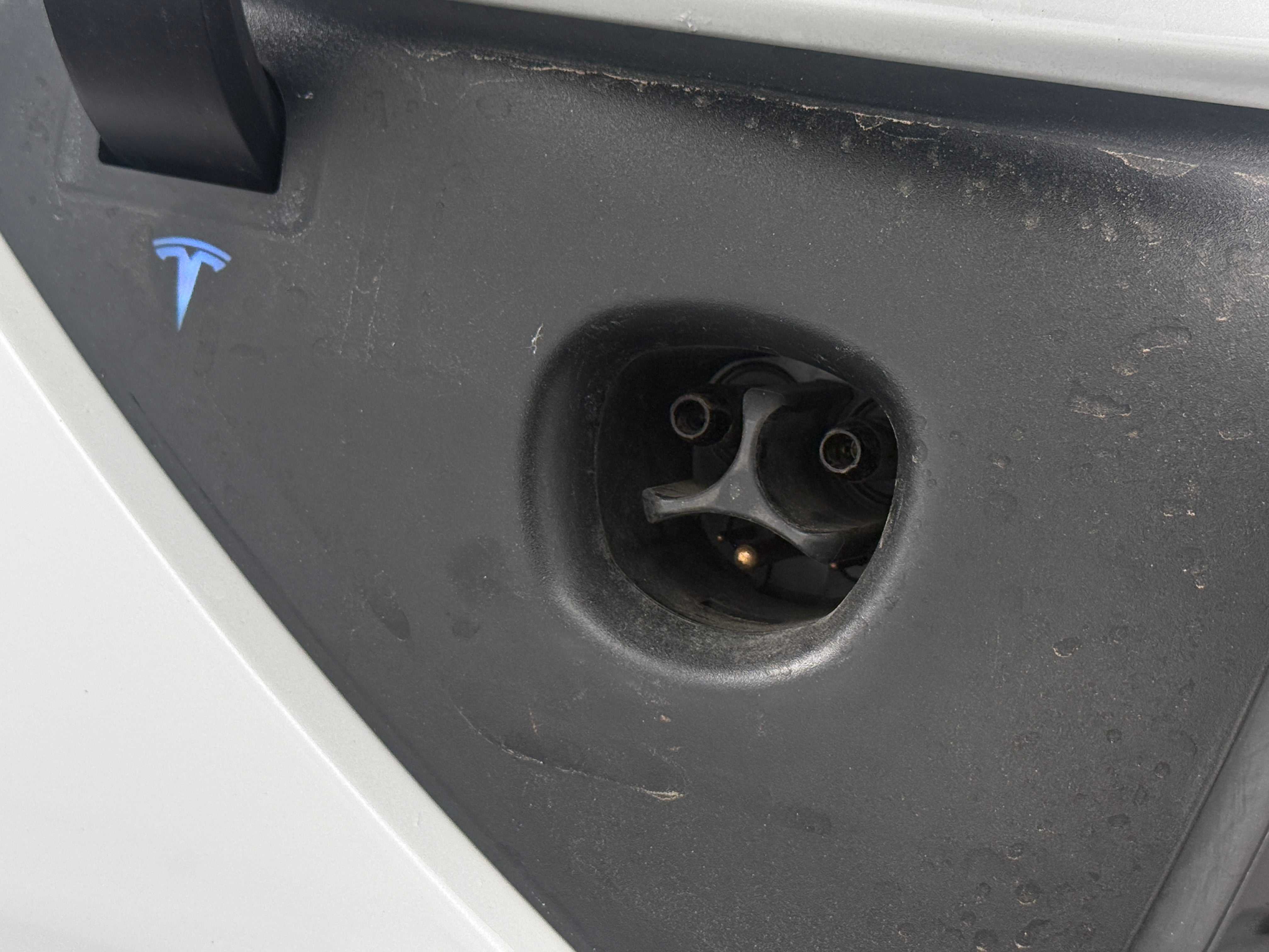 Used 2023 Tesla Model Y Performance with VIN 7SAYGDEF2PF766152 for sale in Oak Creek, WI