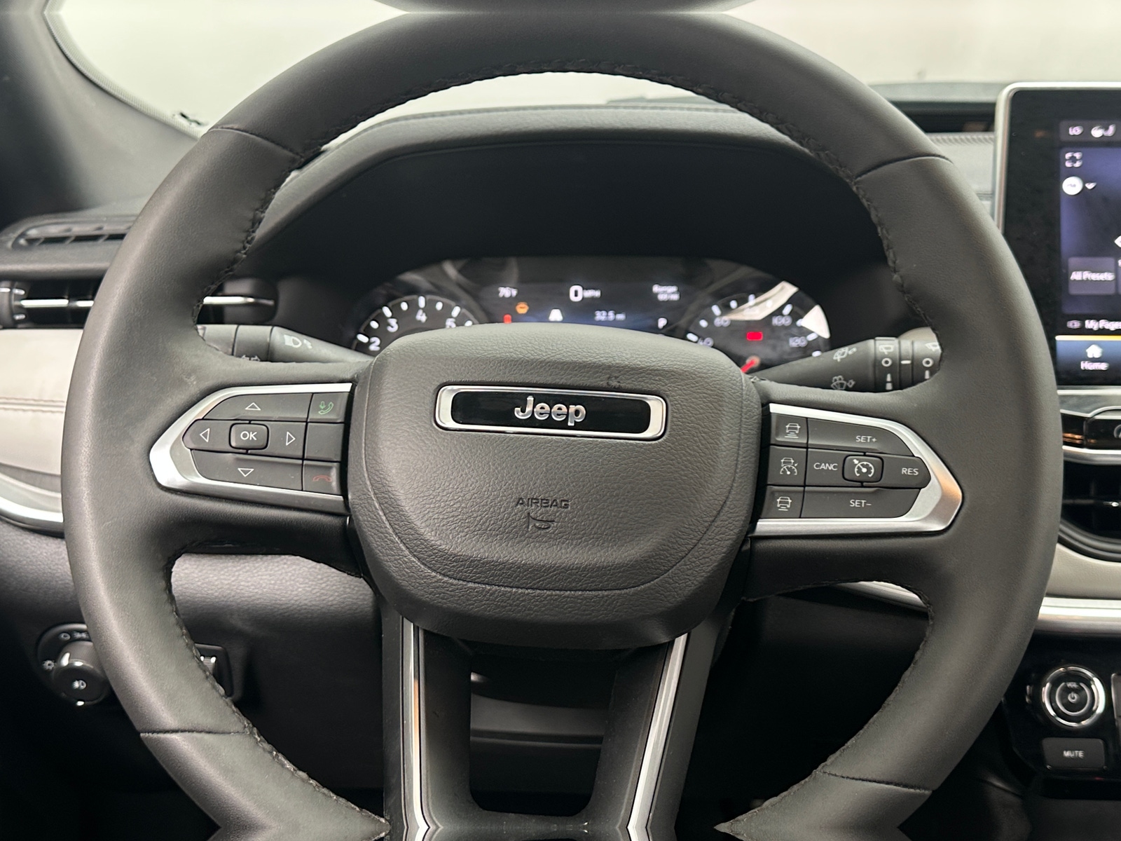 Thumbnail: 2025 Jeep Compass - 4