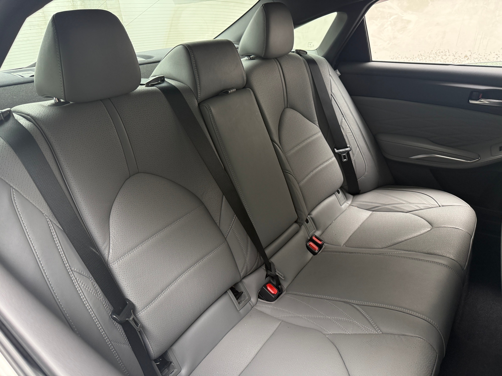 Thumbnail: 2020 Toyota Avalon - 6