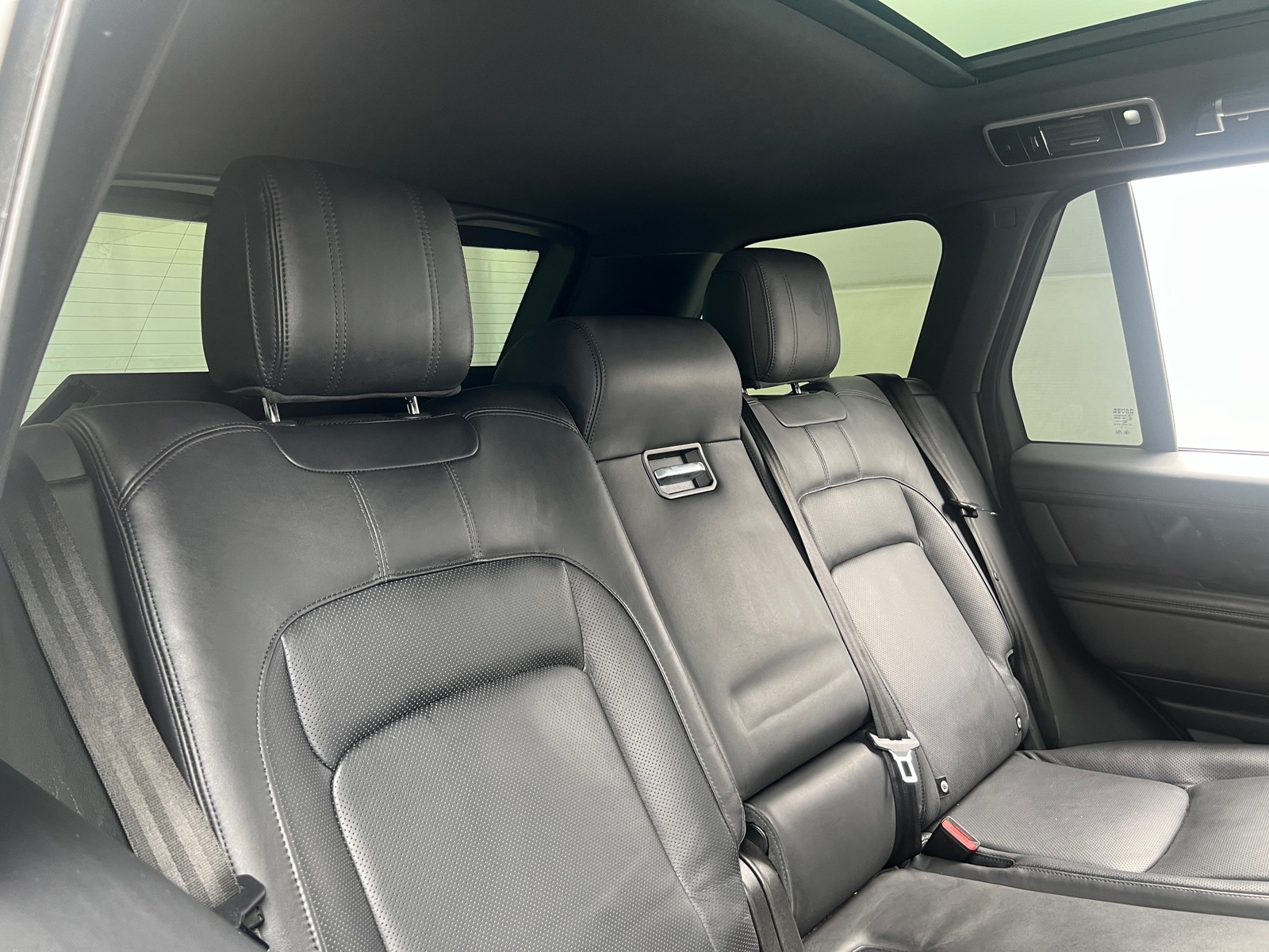 Thumbnail: 2019 Land Rover Range Rover - 5