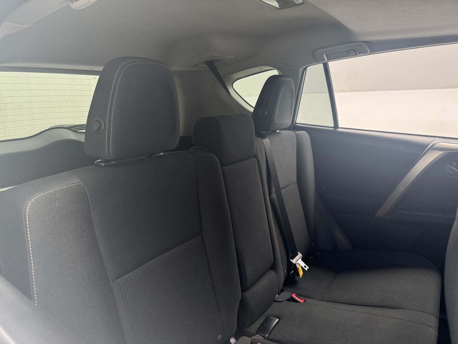 Thumbnail: 2015 Toyota RAV4 - 6