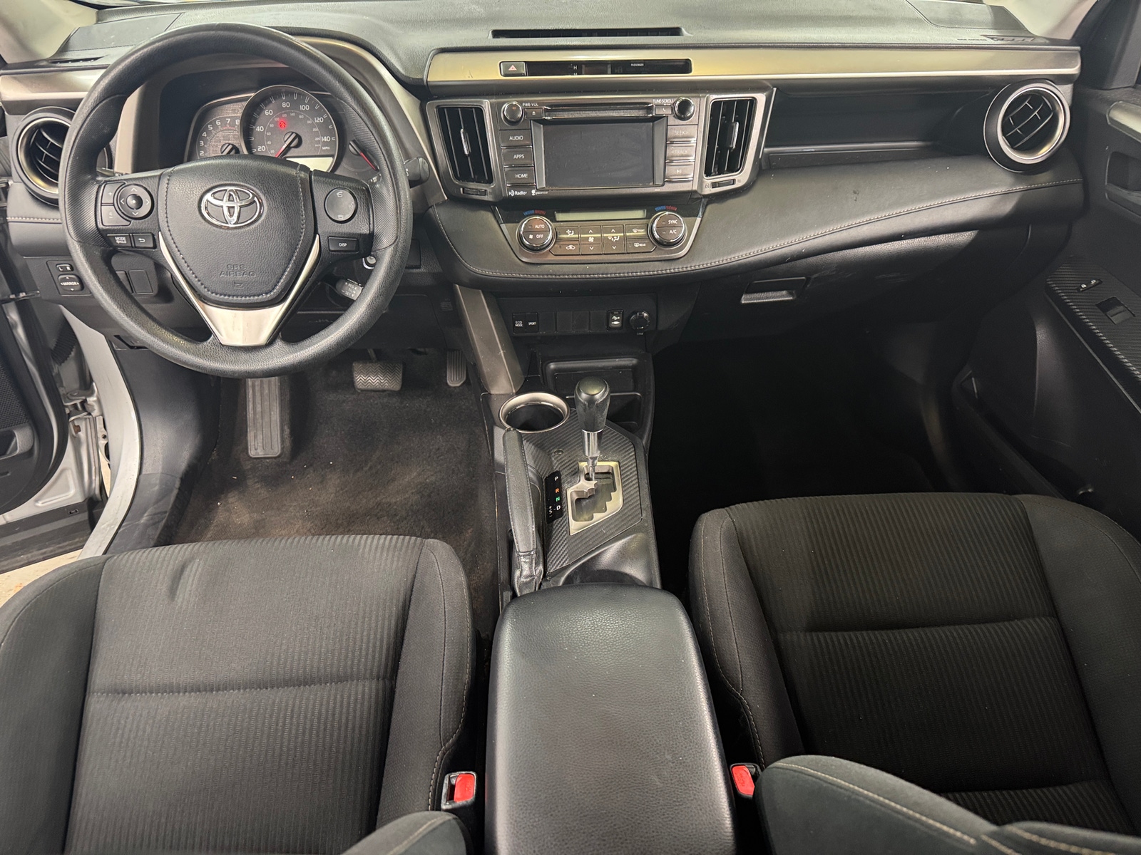 Thumbnail: 2015 Toyota RAV4 - 3