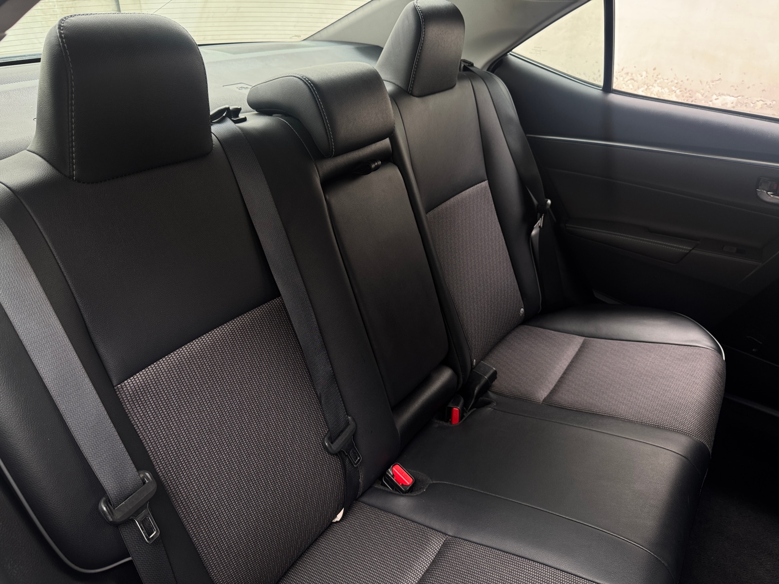 Thumbnail: 2016 Toyota Corolla - 6