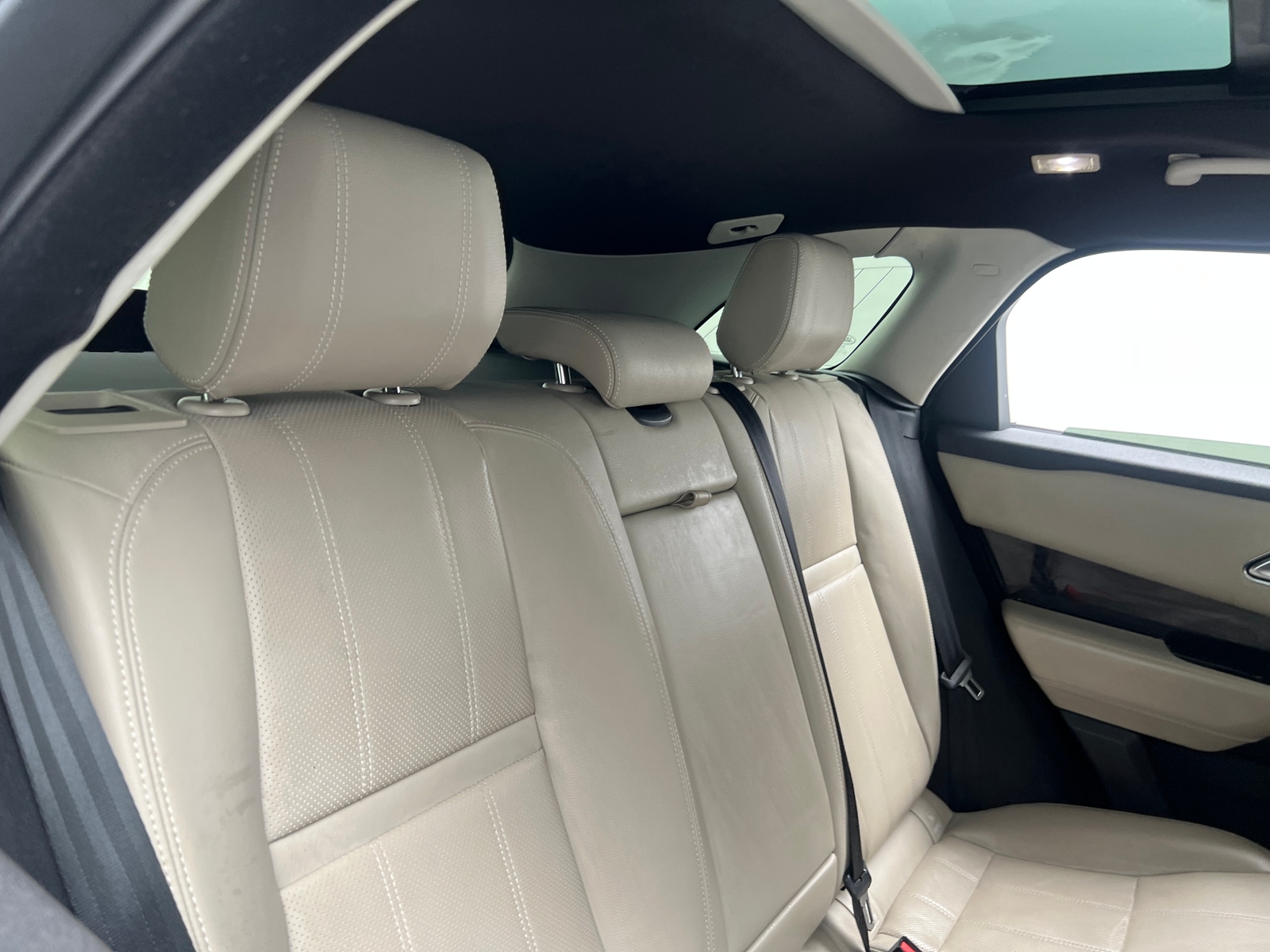 Thumbnail: 2018 Land Rover Range Rover Velar - 5