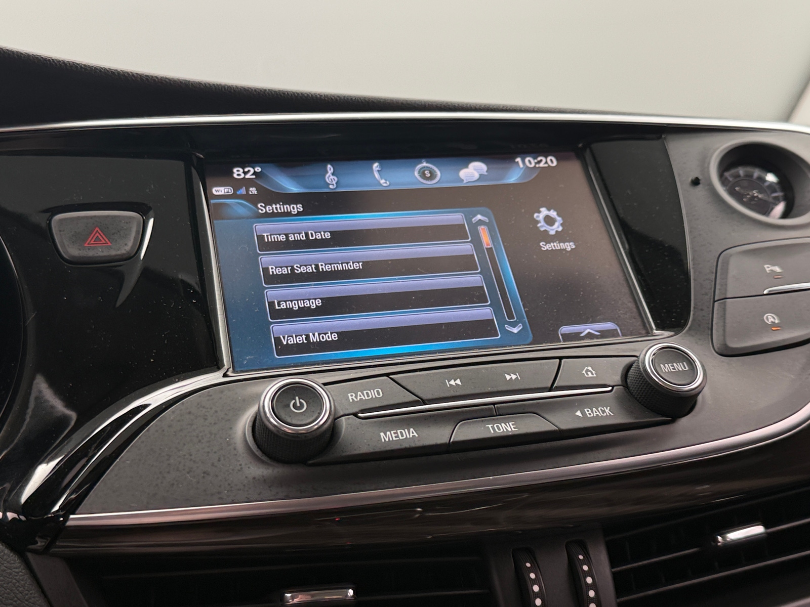 Thumbnail: 2020 Buick Envision - 3