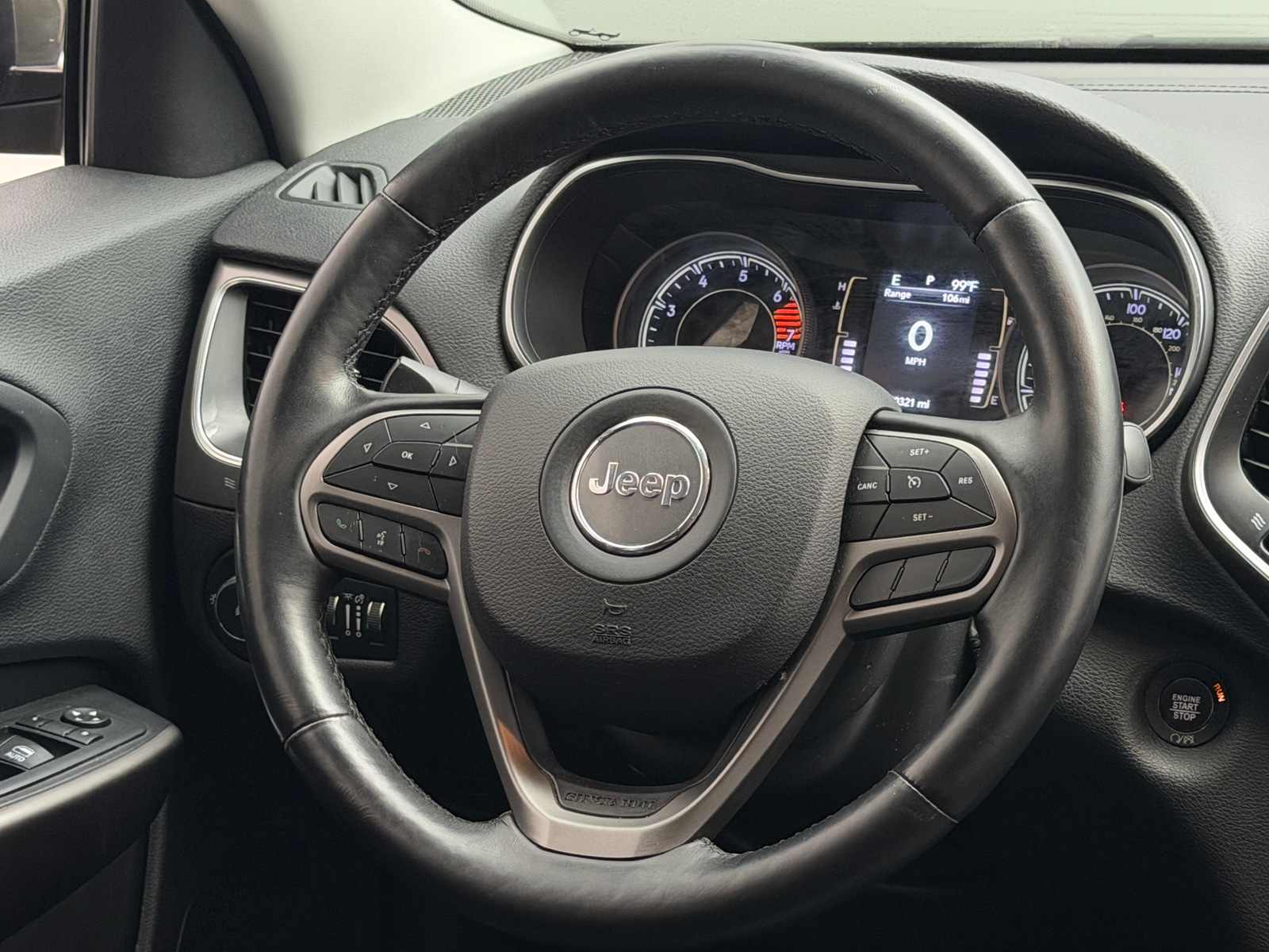 Thumbnail: 2019 Jeep Cherokee - 5