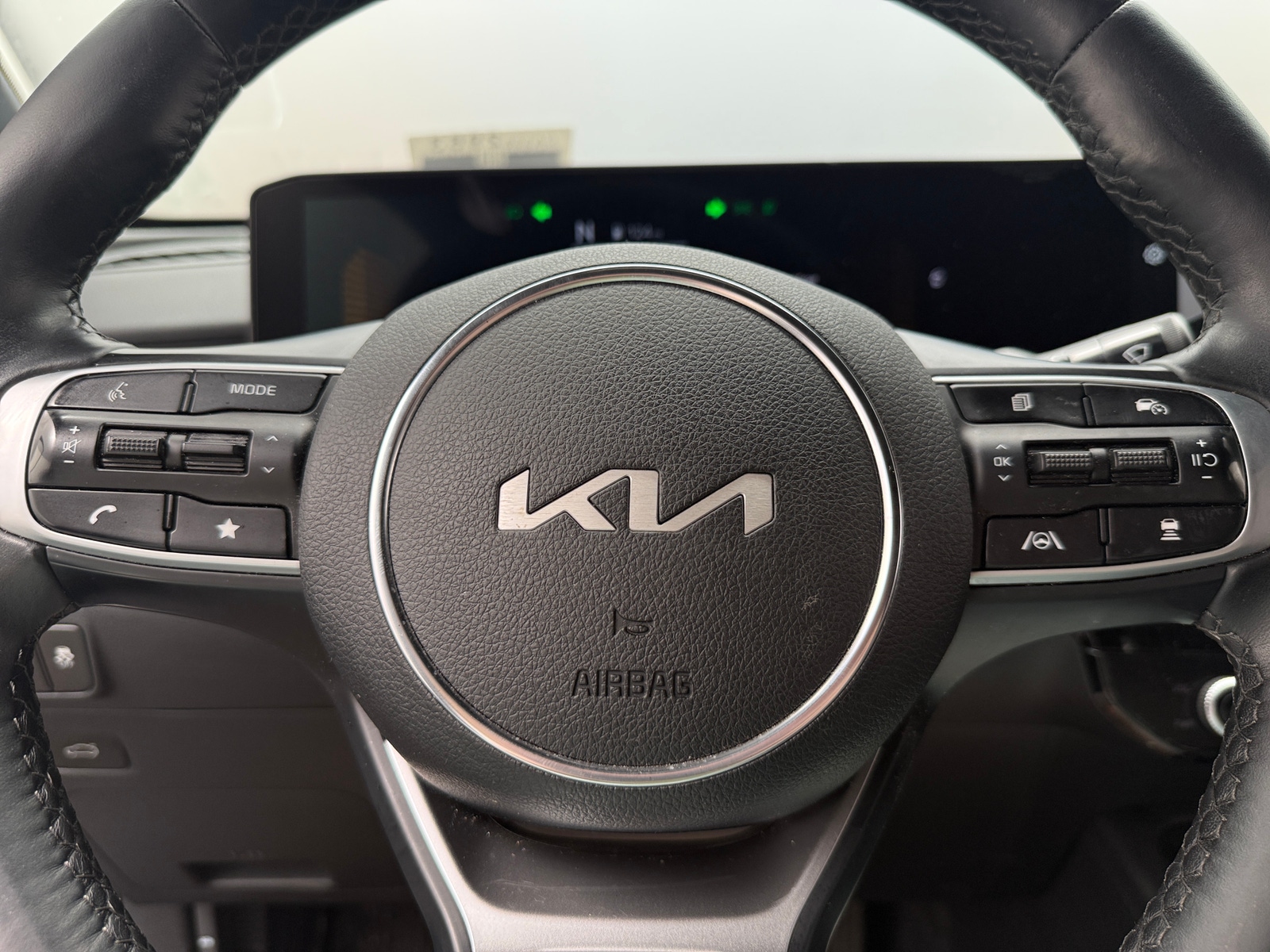 Thumbnail: 2025 Kia K5 - 4