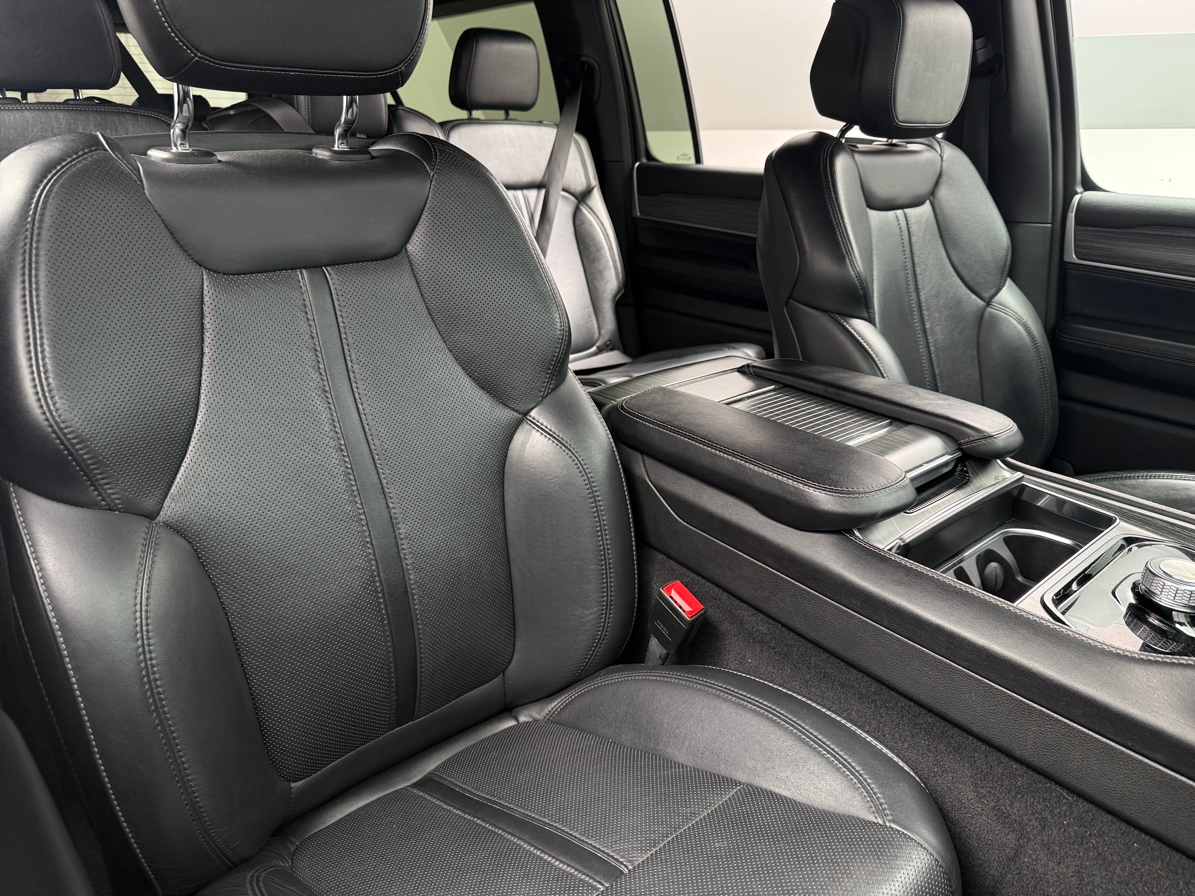 2024 Jeep Wagoneer L