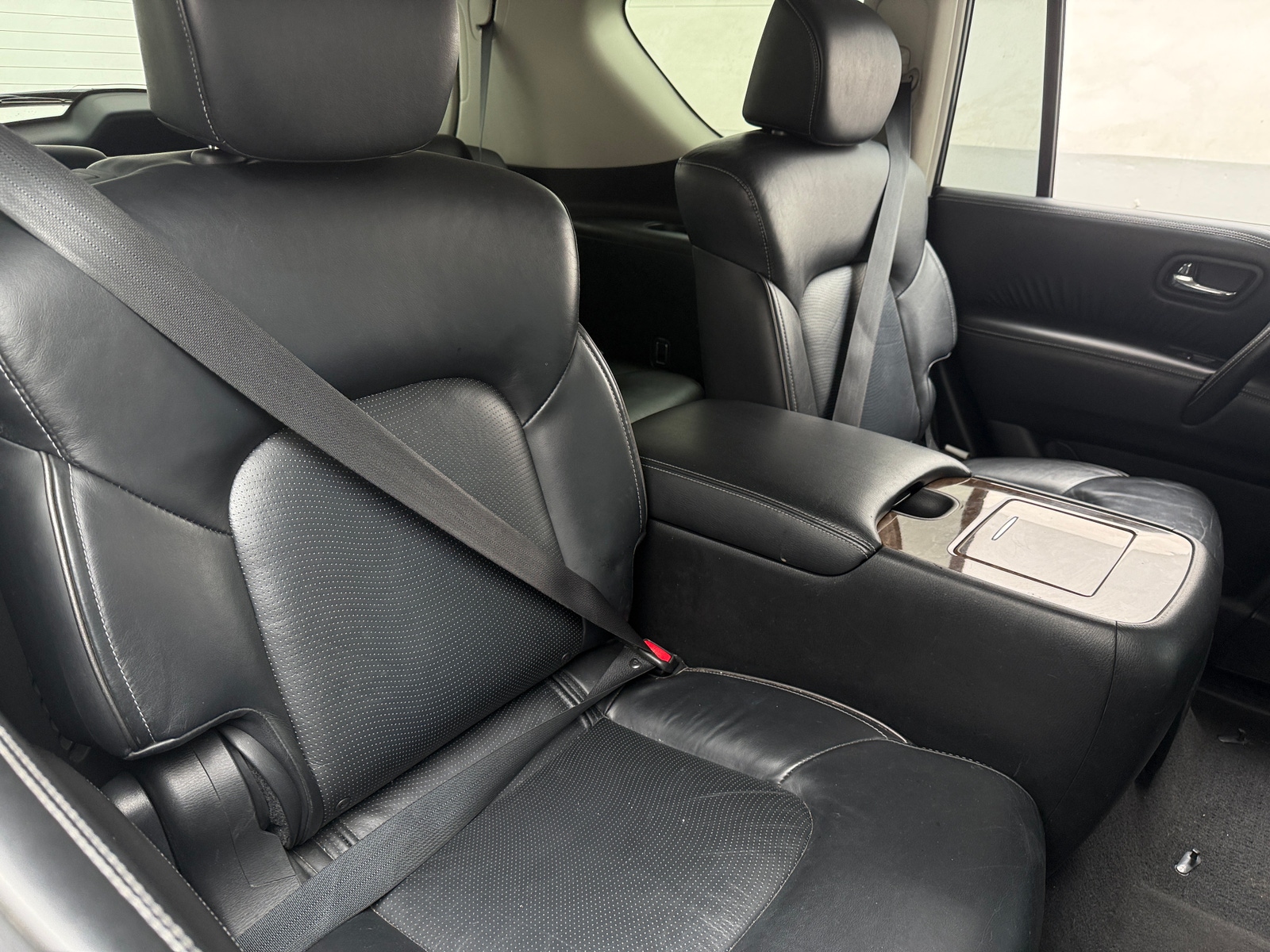 Thumbnail: 2016 INFINITI QX80 - 5