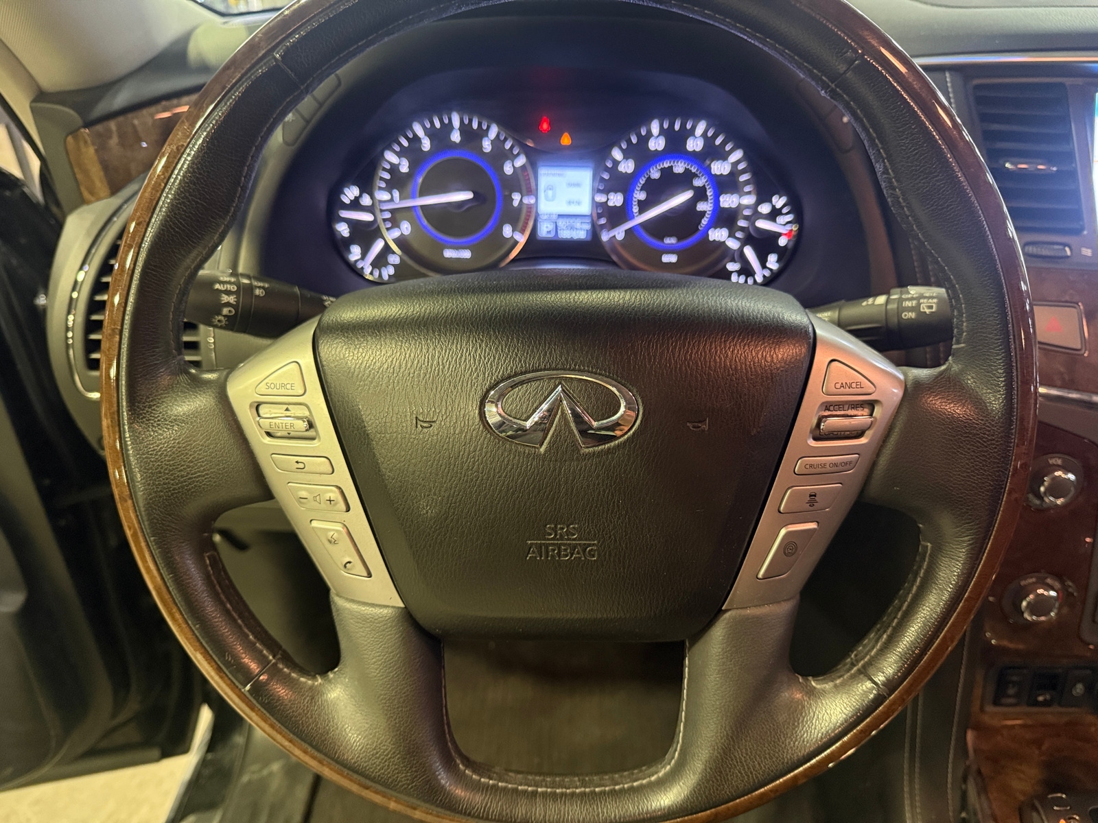 Thumbnail: 2016 INFINITI QX80 - 4