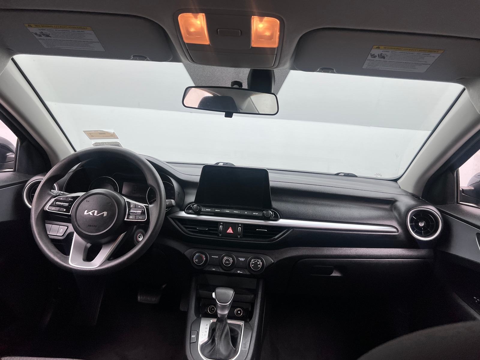 Thumbnail: 2023 Kia Forte - 3