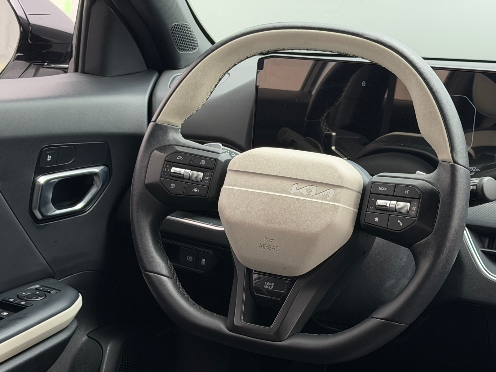 Thumbnail: 2025 Kia K4 - 4