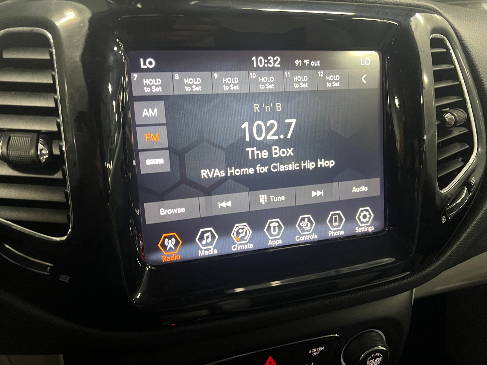 Thumbnail: 2021 Jeep Compass - 3