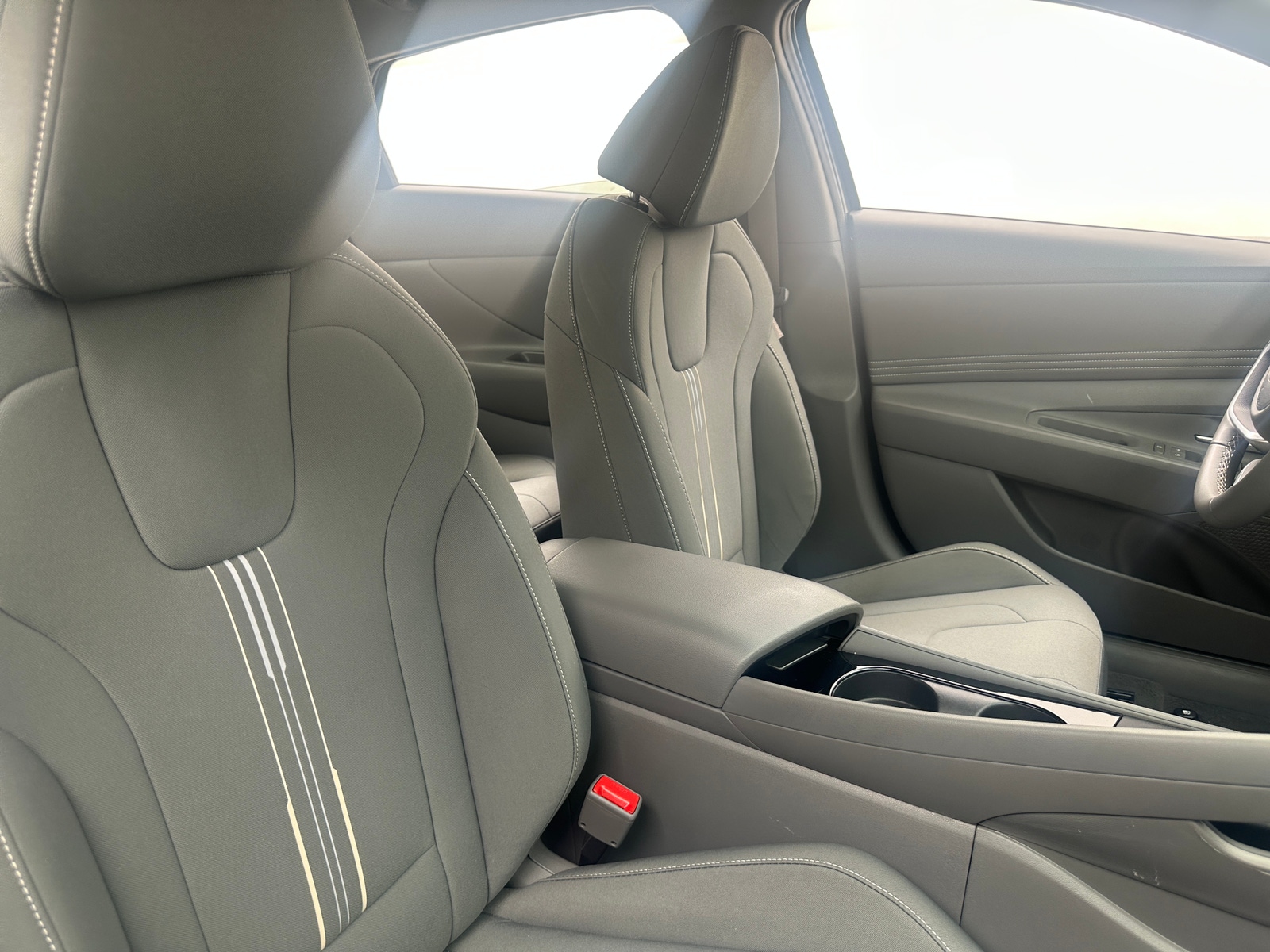 Thumbnail: 2024 Hyundai Elantra - 2