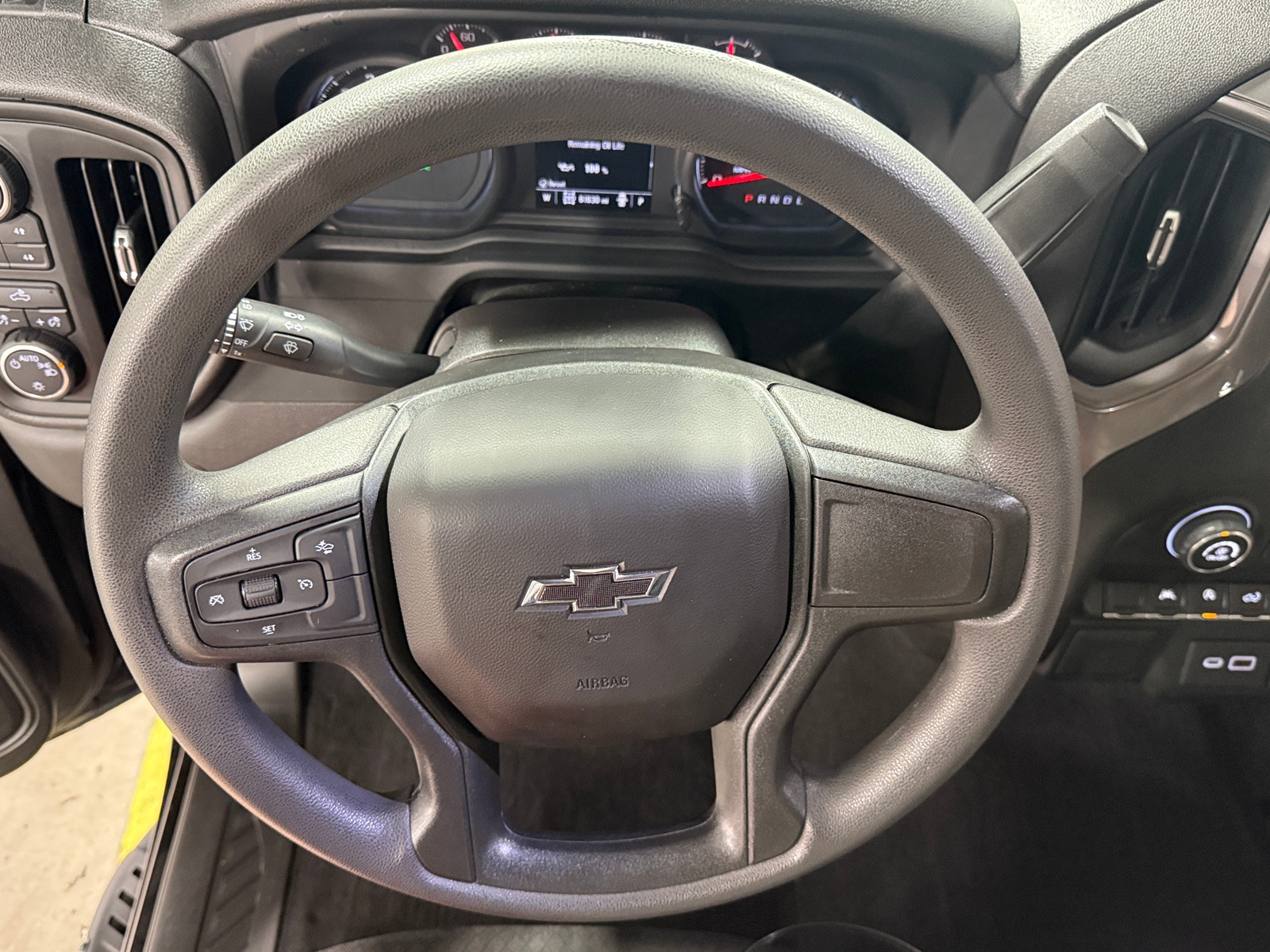 Thumbnail: 2022 Chevrolet Silverado 1500 - 5
