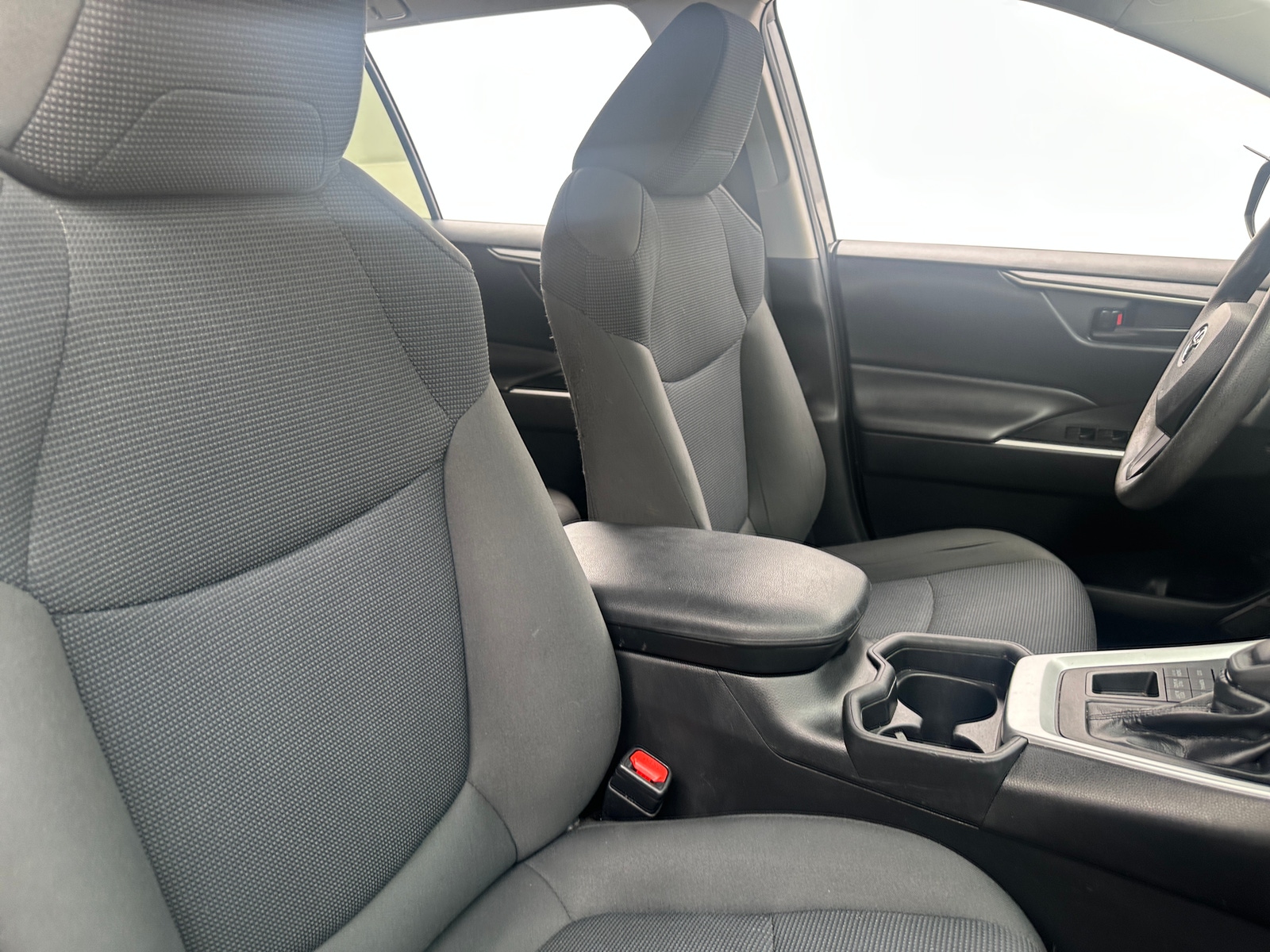 Thumbnail: 2019 Toyota RAV4 - 2