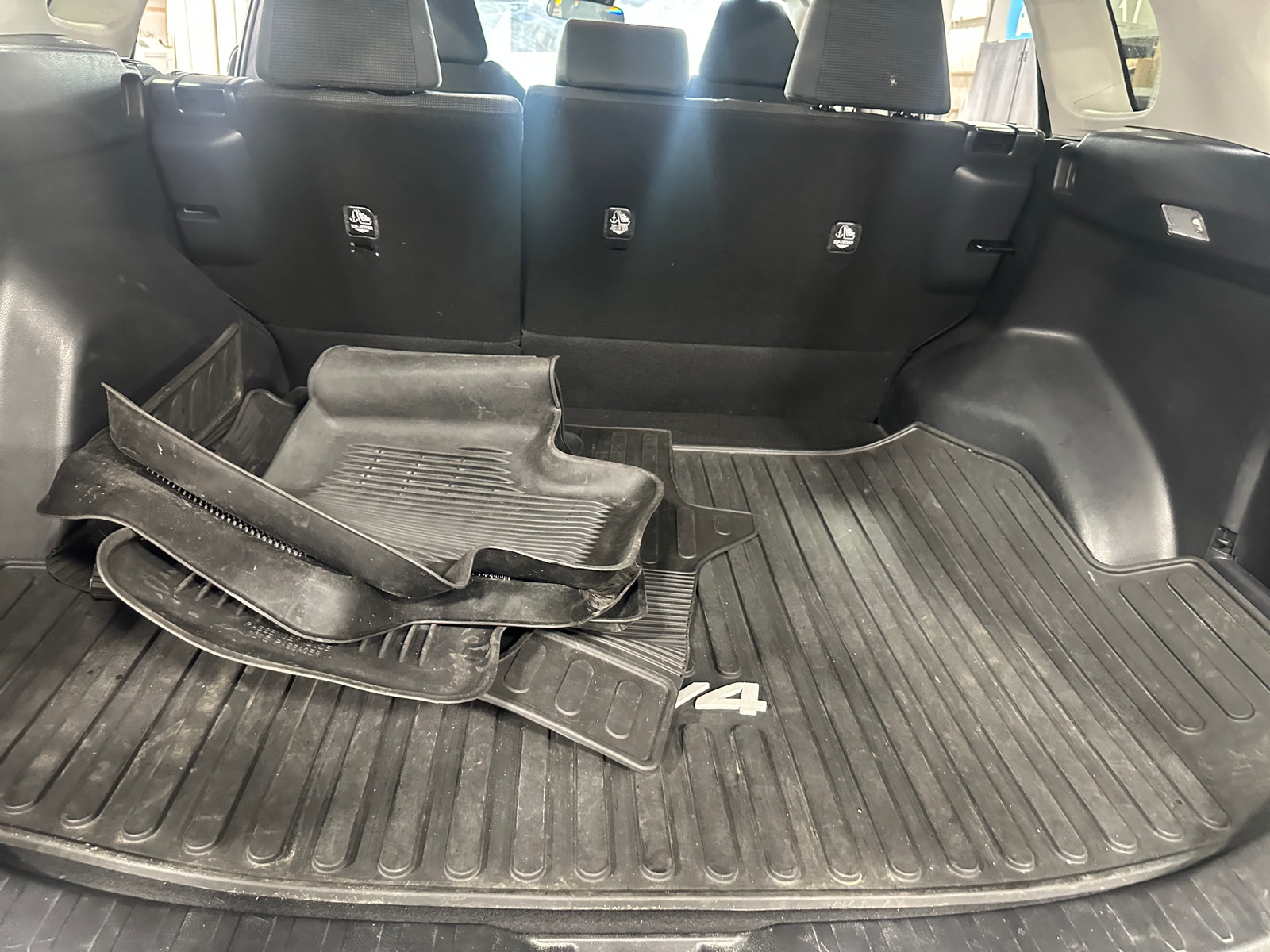 Thumbnail: 2019 Toyota RAV4 - 7