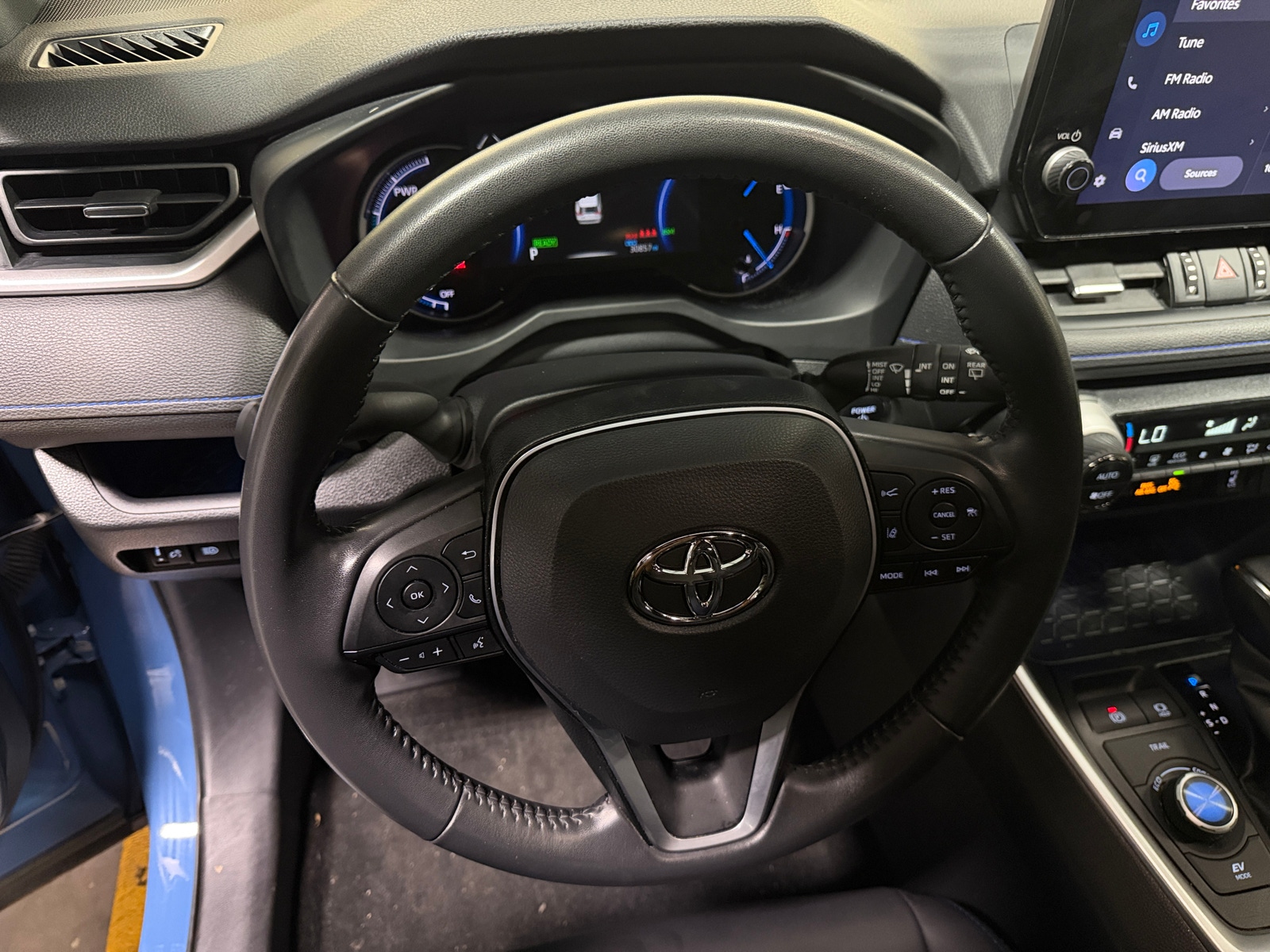 Thumbnail: 2023 Toyota RAV4 - 4
