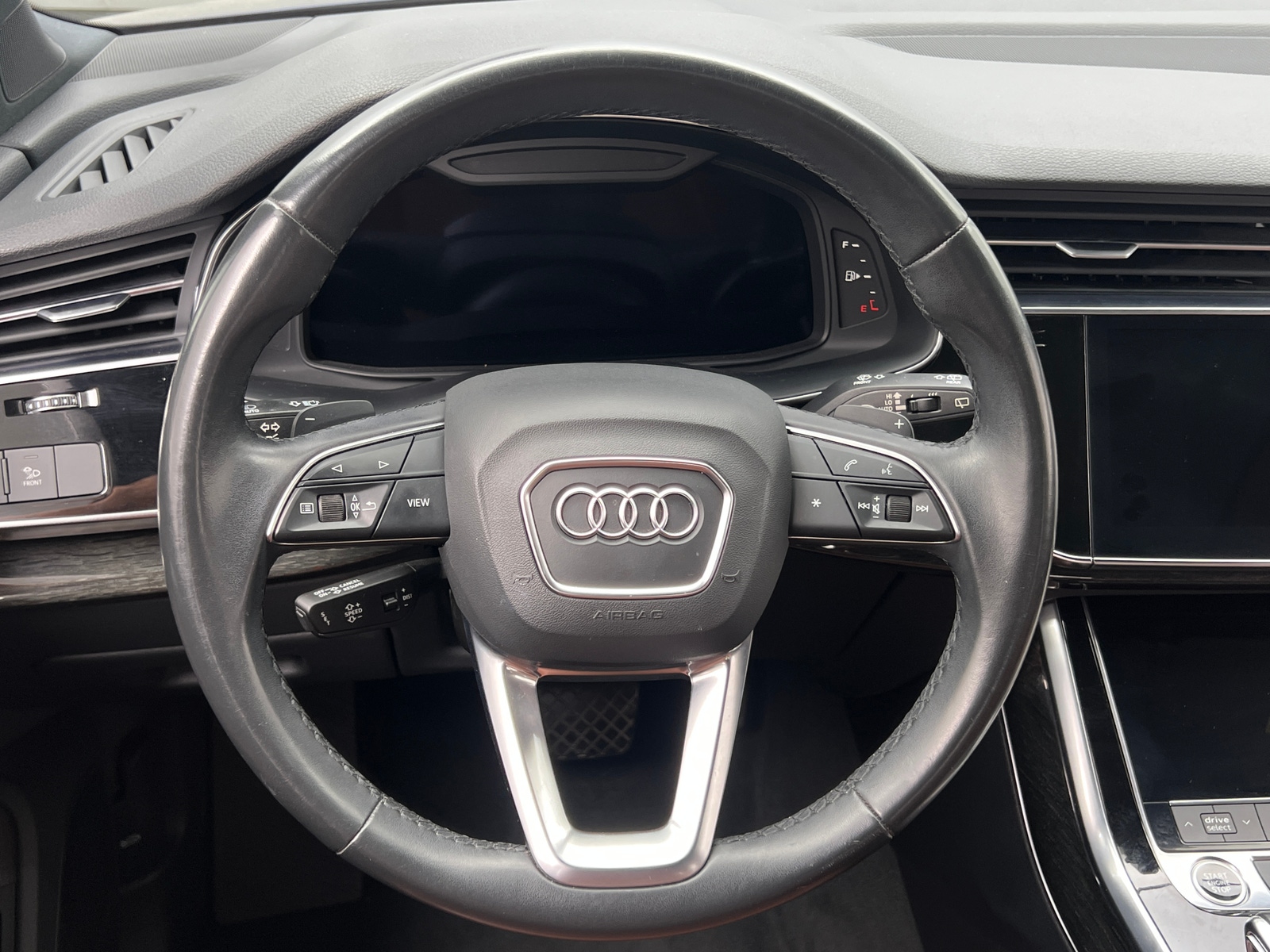 Thumbnail: 2022 Audi Q7 - 4
