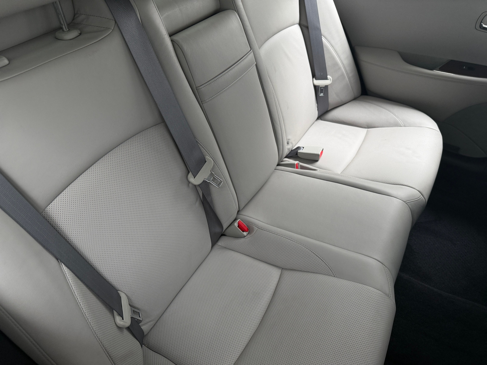 Thumbnail: 2010 Lexus ES - 5