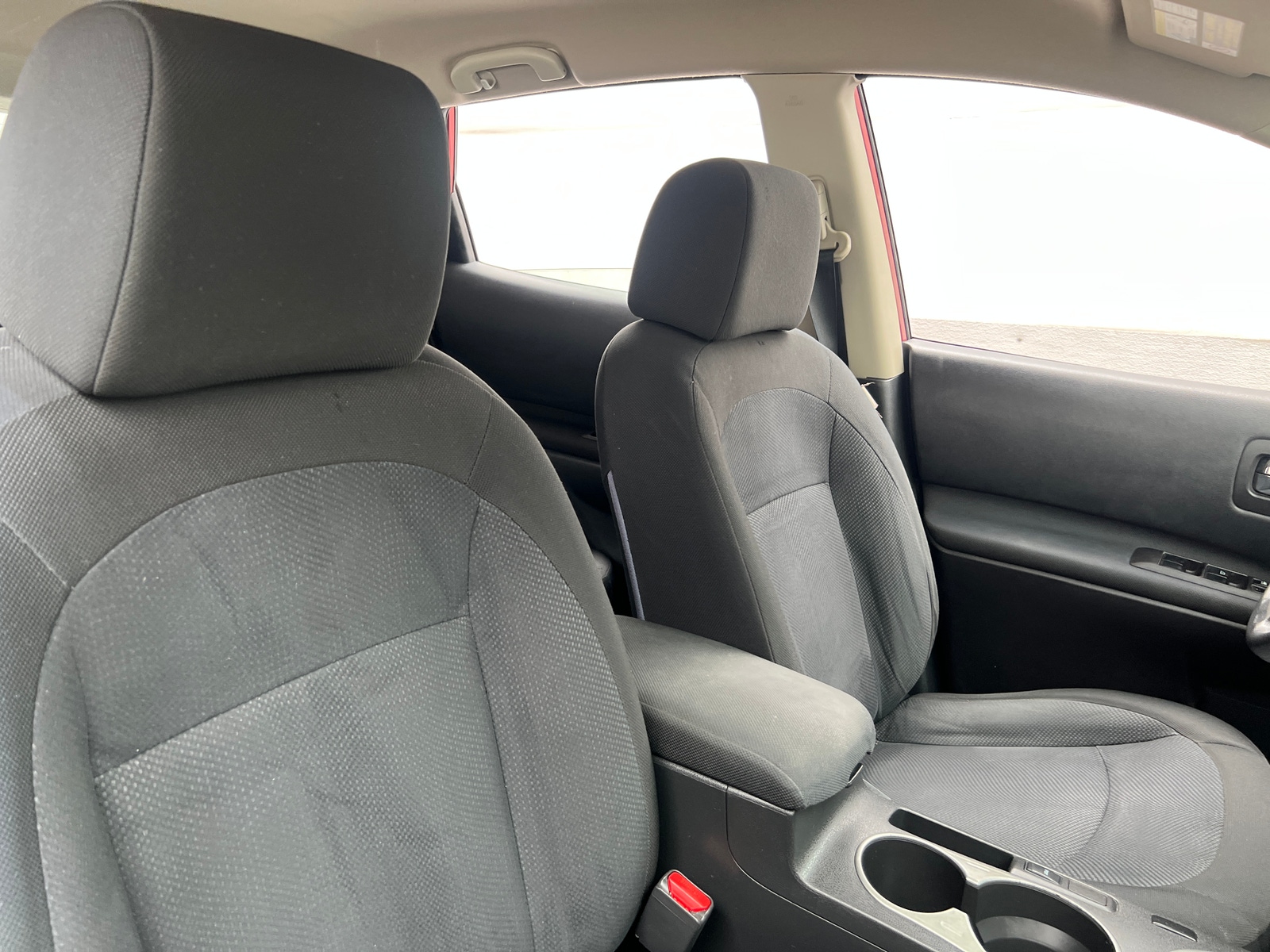 Thumbnail: 2015 Nissan Rogue - 2