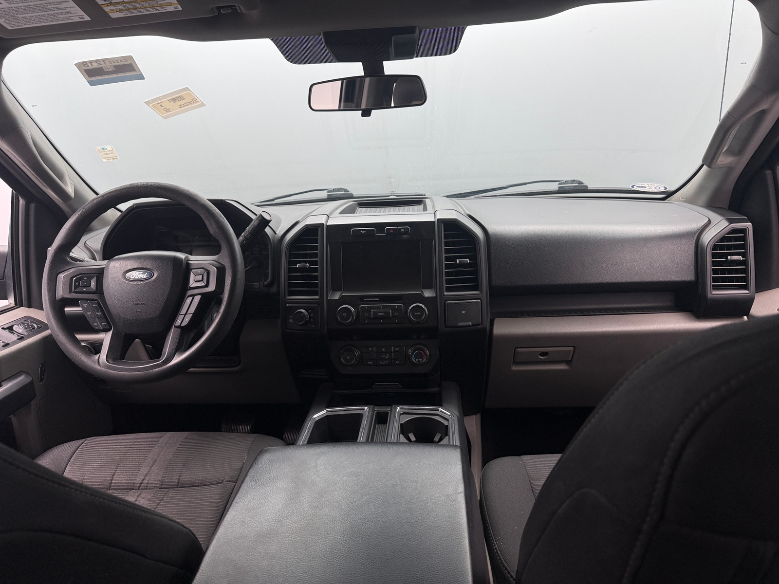 Thumbnail: 2019 Ford Econoline - 3