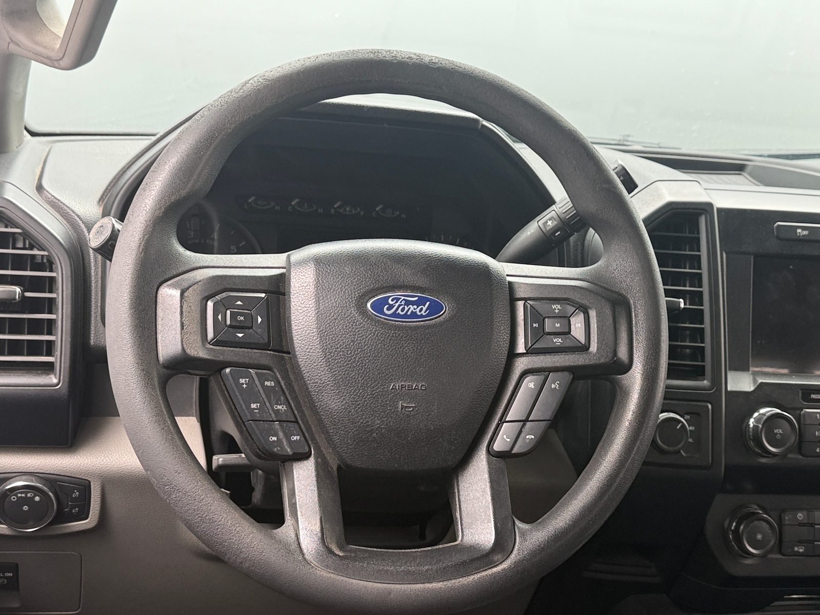 Thumbnail: 2019 Ford Econoline - 5