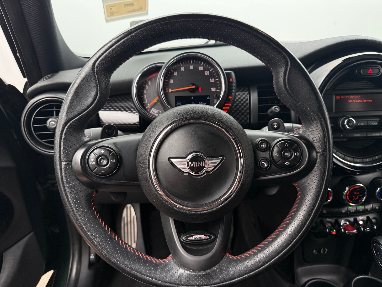 Thumbnail: 2016 MINI Cooper Hardtop - 4